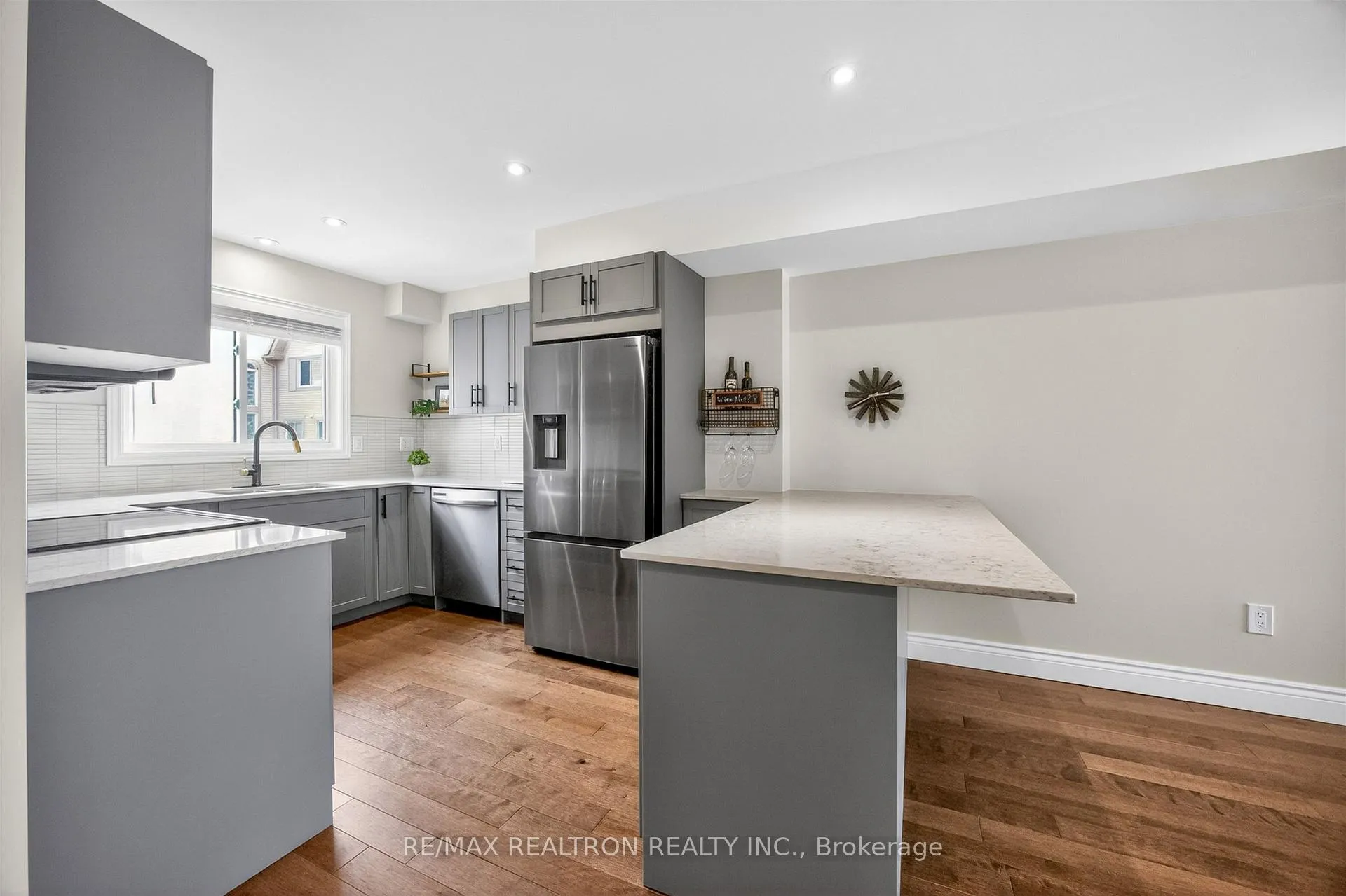 Photo 17 of Unit 22, 100 Laguna Parkway, Ramara, Rural Ramara — HOMEH