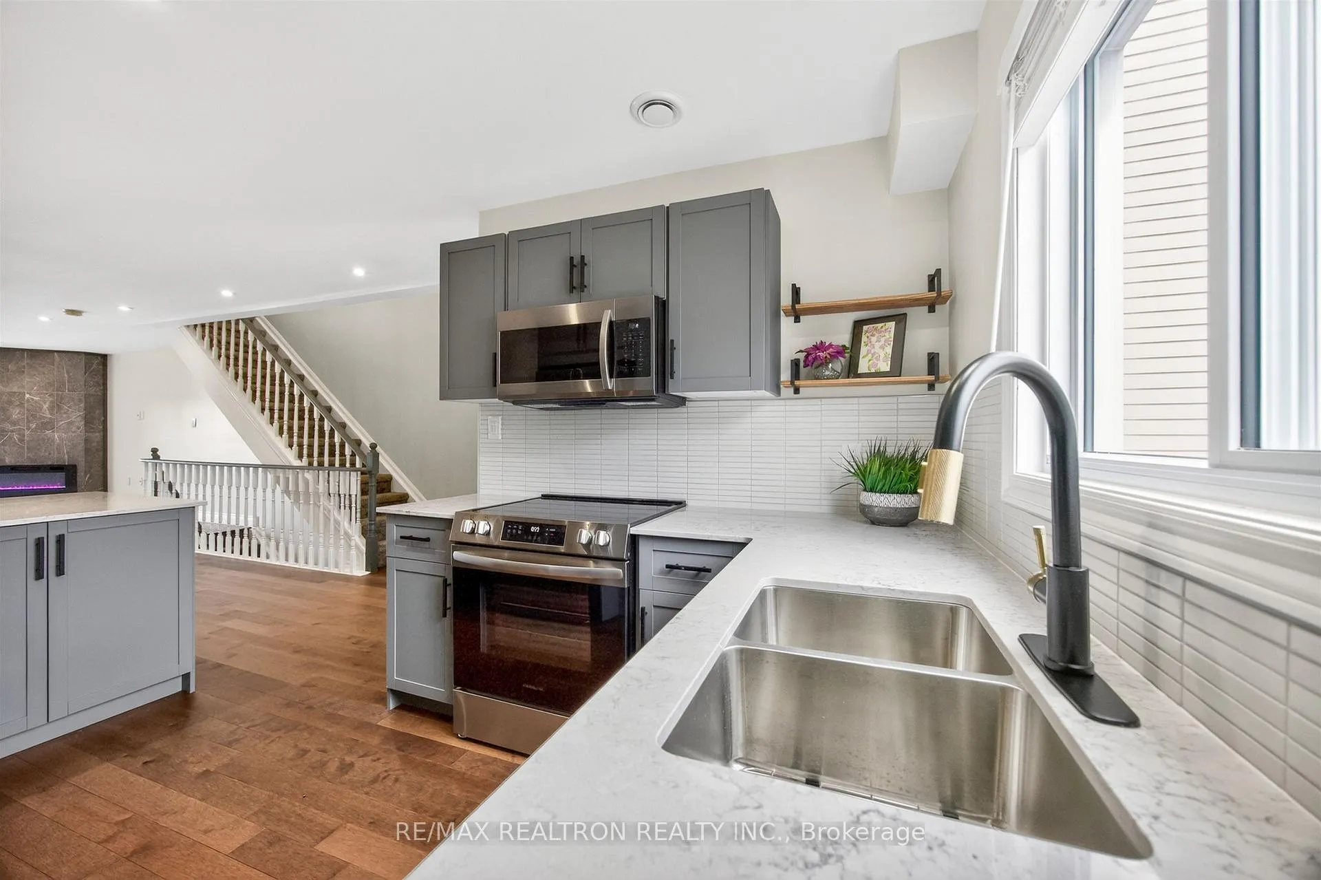 Photo 20 of Unit 22, 100 Laguna Parkway, Ramara, Rural Ramara — HOMEH