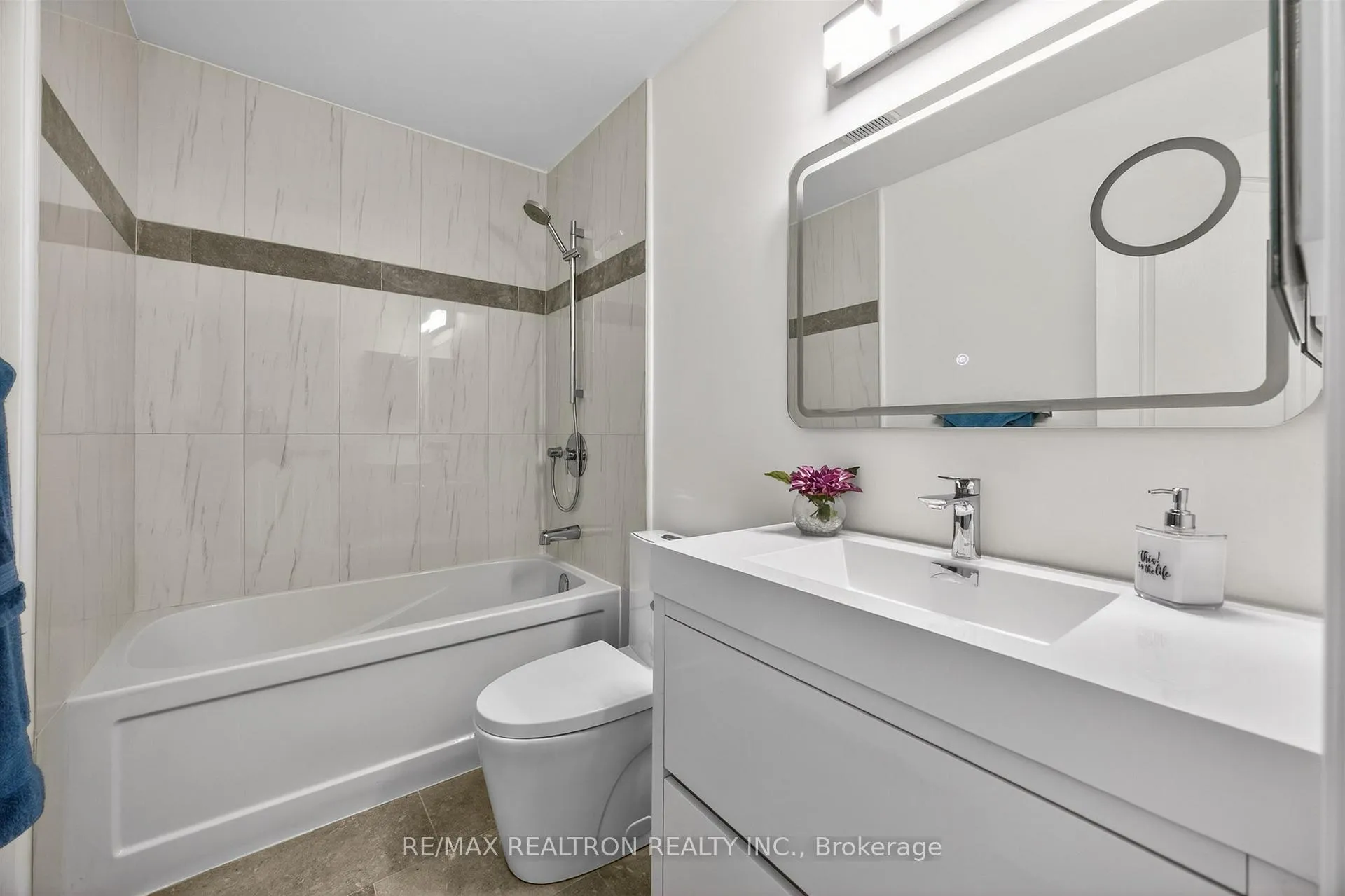 Photo 27 of Unit 22, 100 Laguna Parkway, Ramara, Rural Ramara — HOMEH