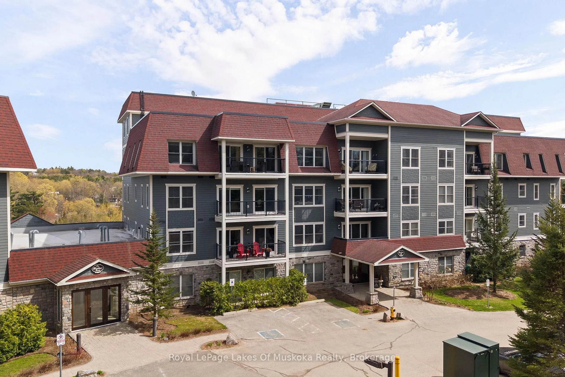 Photo 33 of Unit 103, 10 Kimberley Avenue, Bracebridge, Macaulay — HOMEH