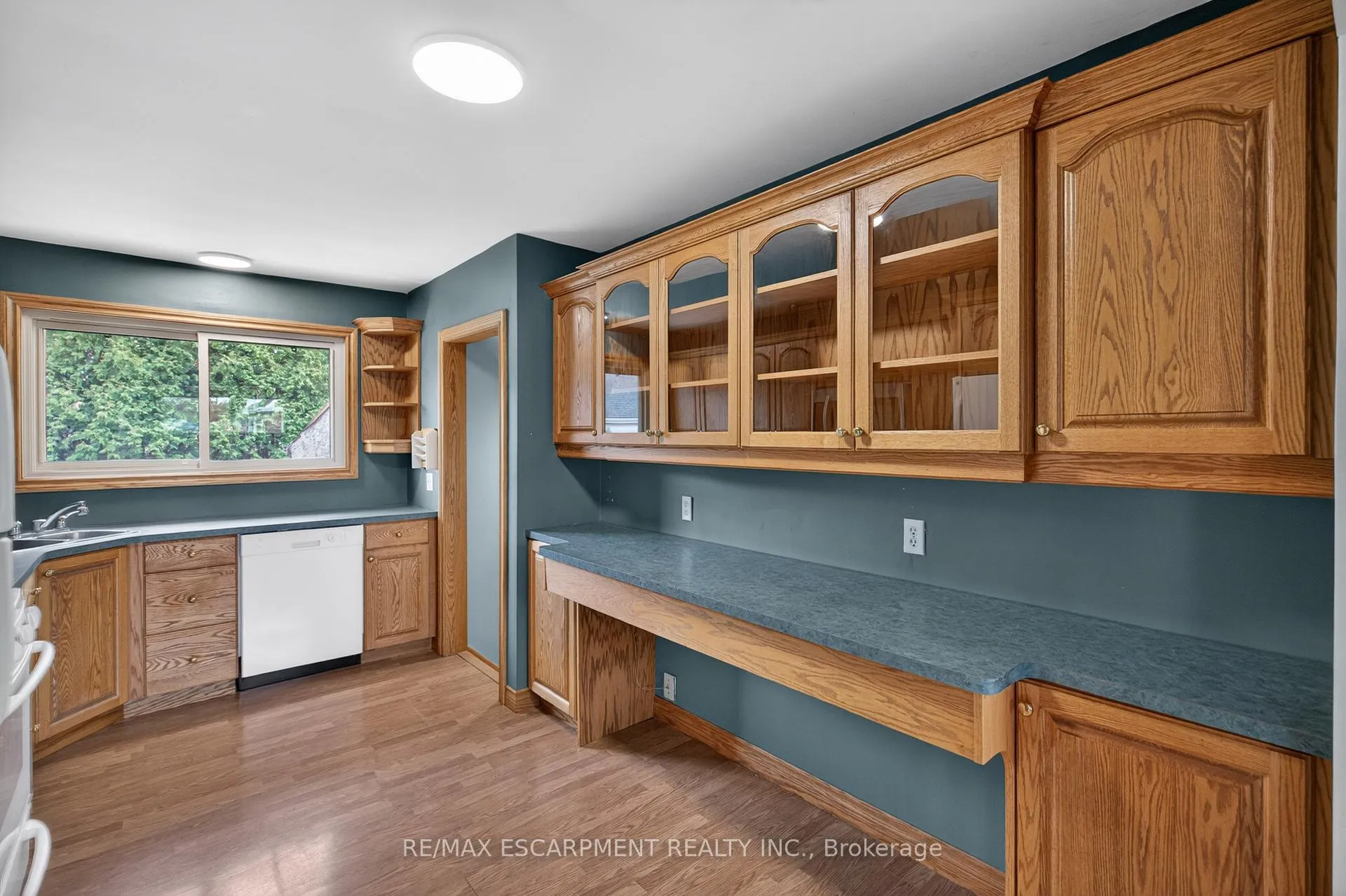 Photo 13 of 162 Mountville Avenue, Hamilton, Inch Park — HOMEH