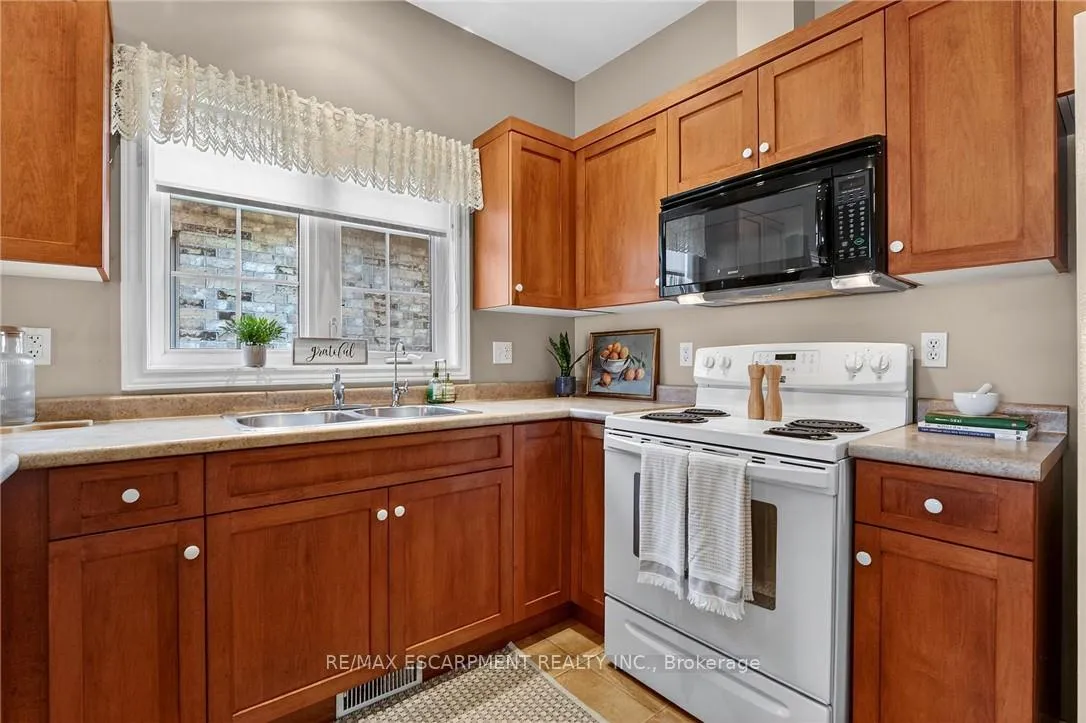 Photo 14 of Unit 16, 1041 Pine Street, Haldimand, Dunnville — HOMEH