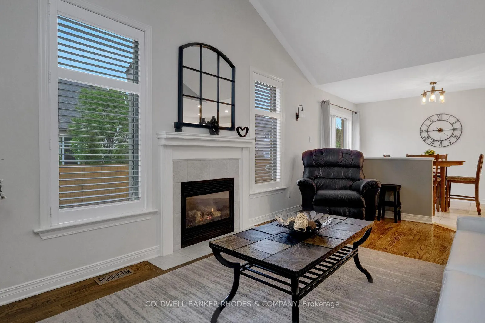 Photo 11 of 4611 Sugar Maple Drive, Ottawa, Riverside South/Gloucester Glen — HOMEH