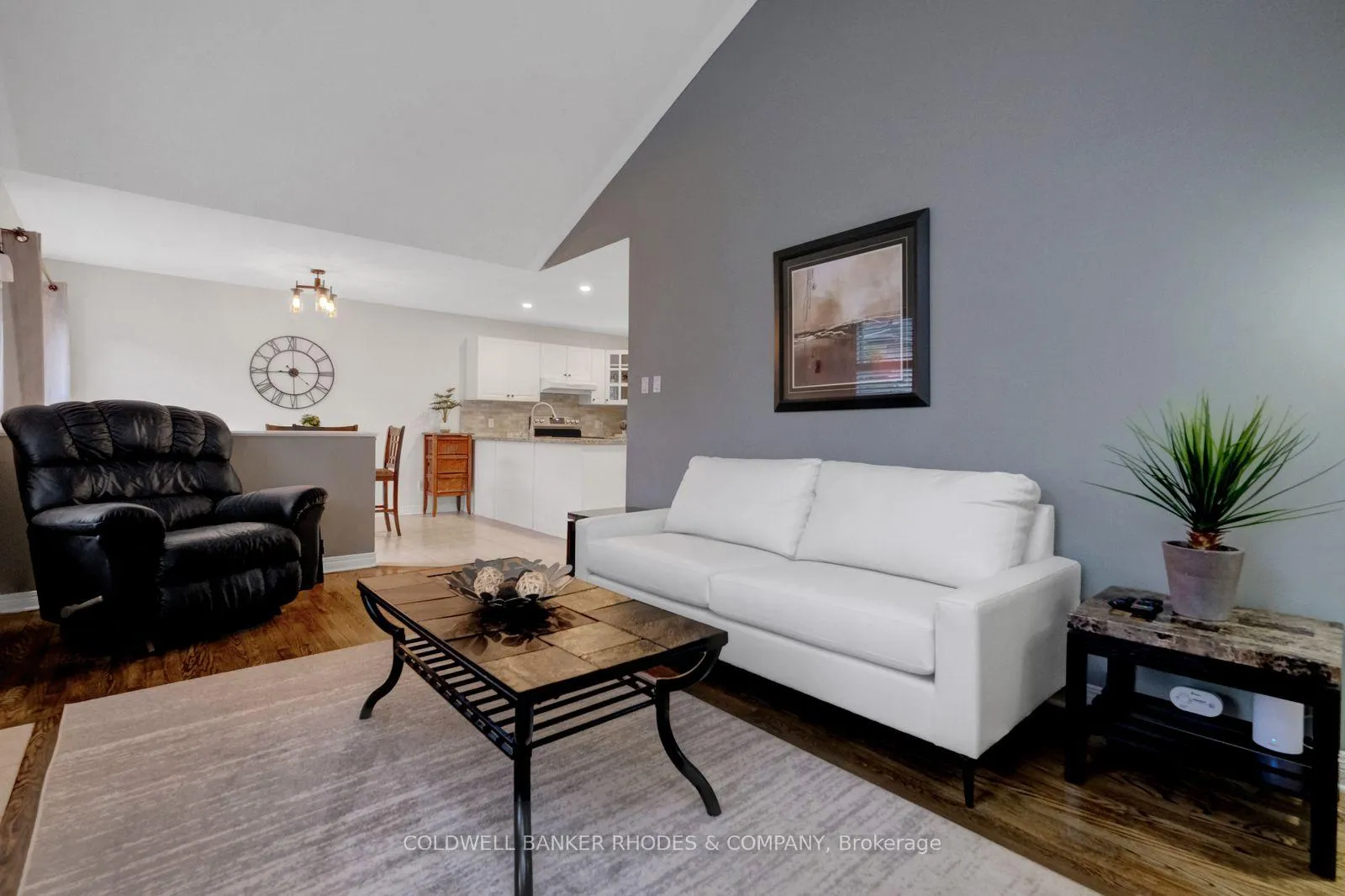 Photo 12 of 4611 Sugar Maple Drive, Ottawa, Riverside South/Gloucester Glen — HOMEH
