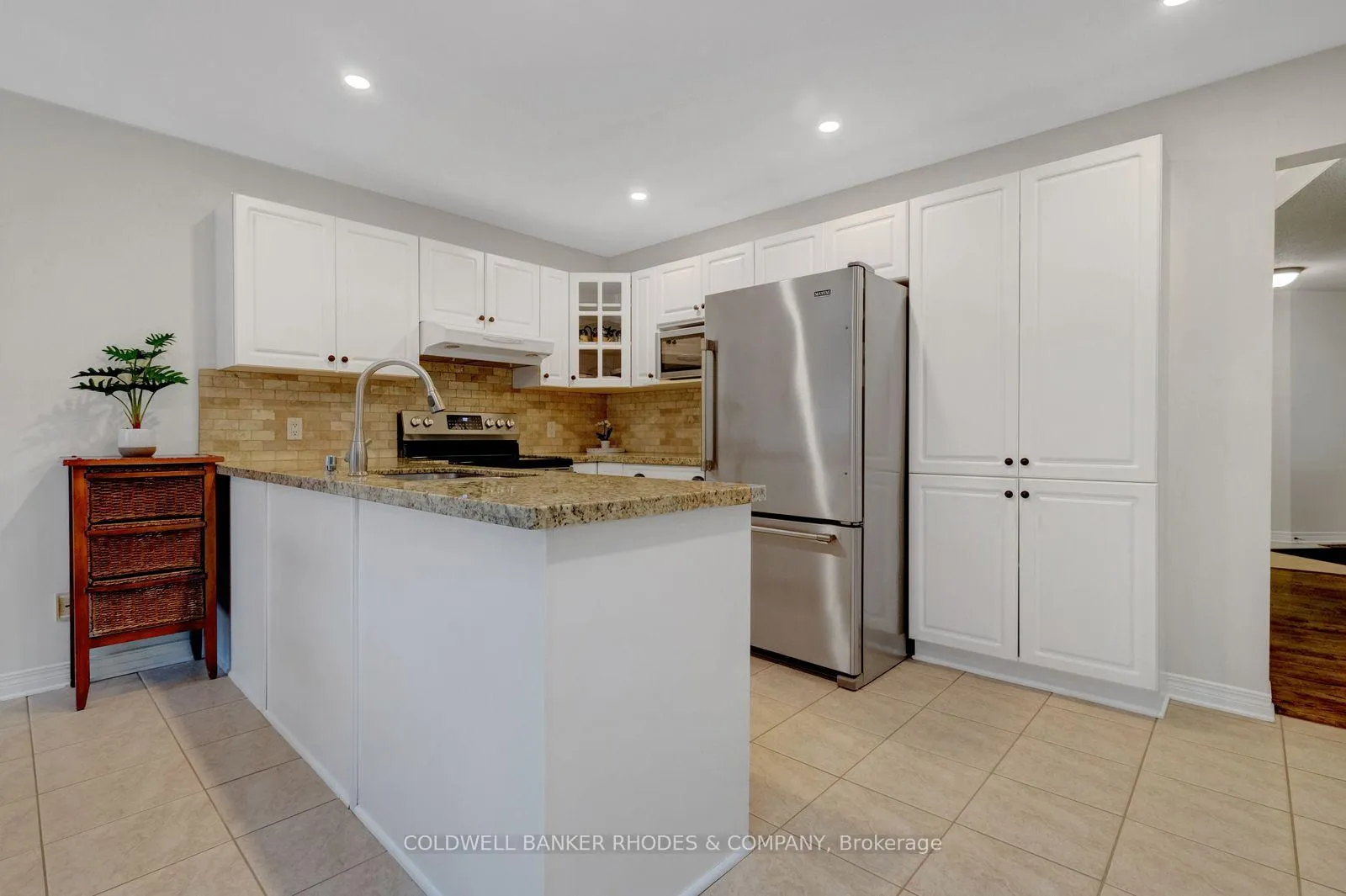 Photo 15 of 4611 Sugar Maple Drive, Ottawa, Riverside South/Gloucester Glen — HOMEH