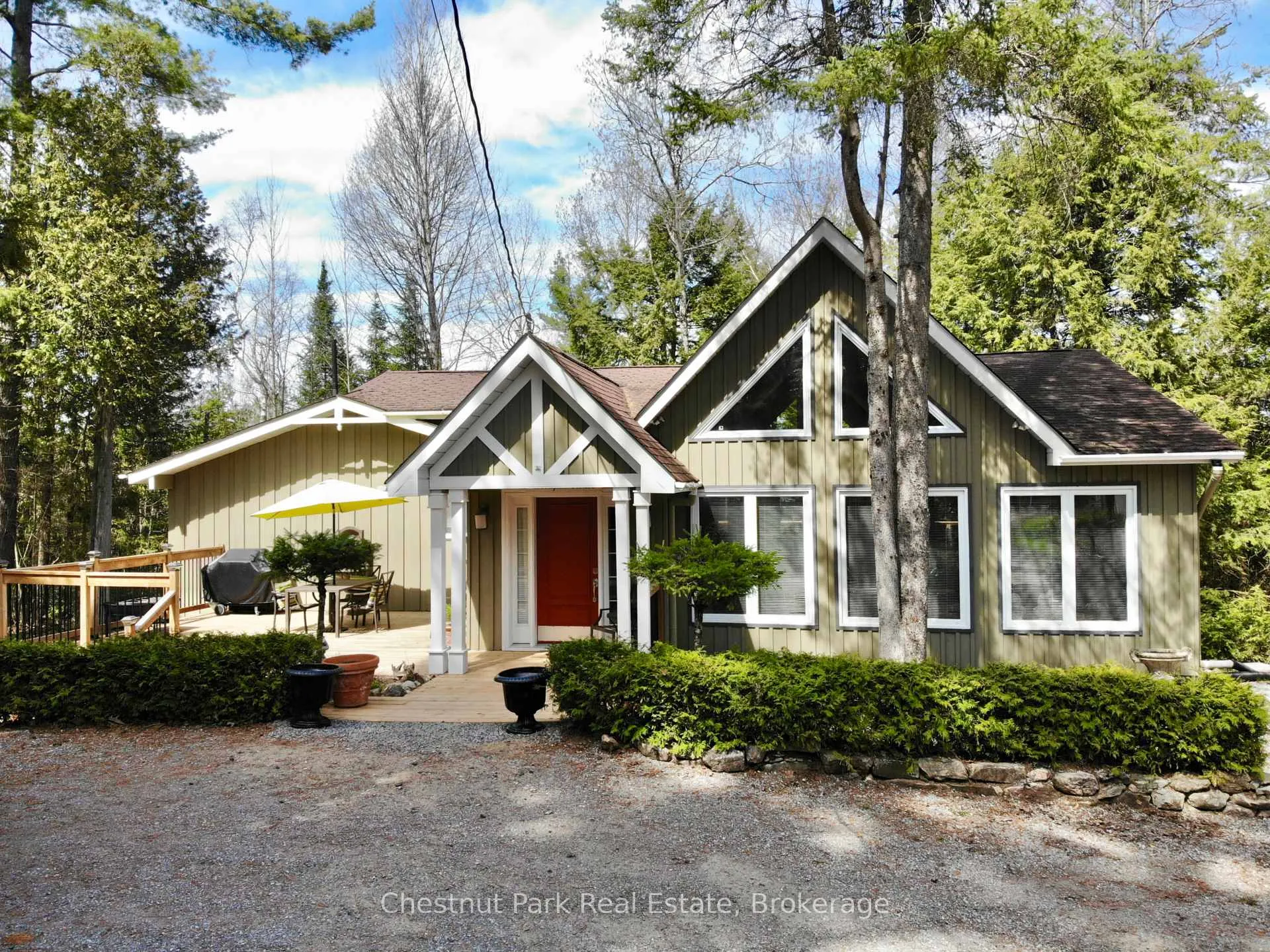 Photo 2 of 10453 County Road 503, Highlands East, Glamorgan — HOMEH