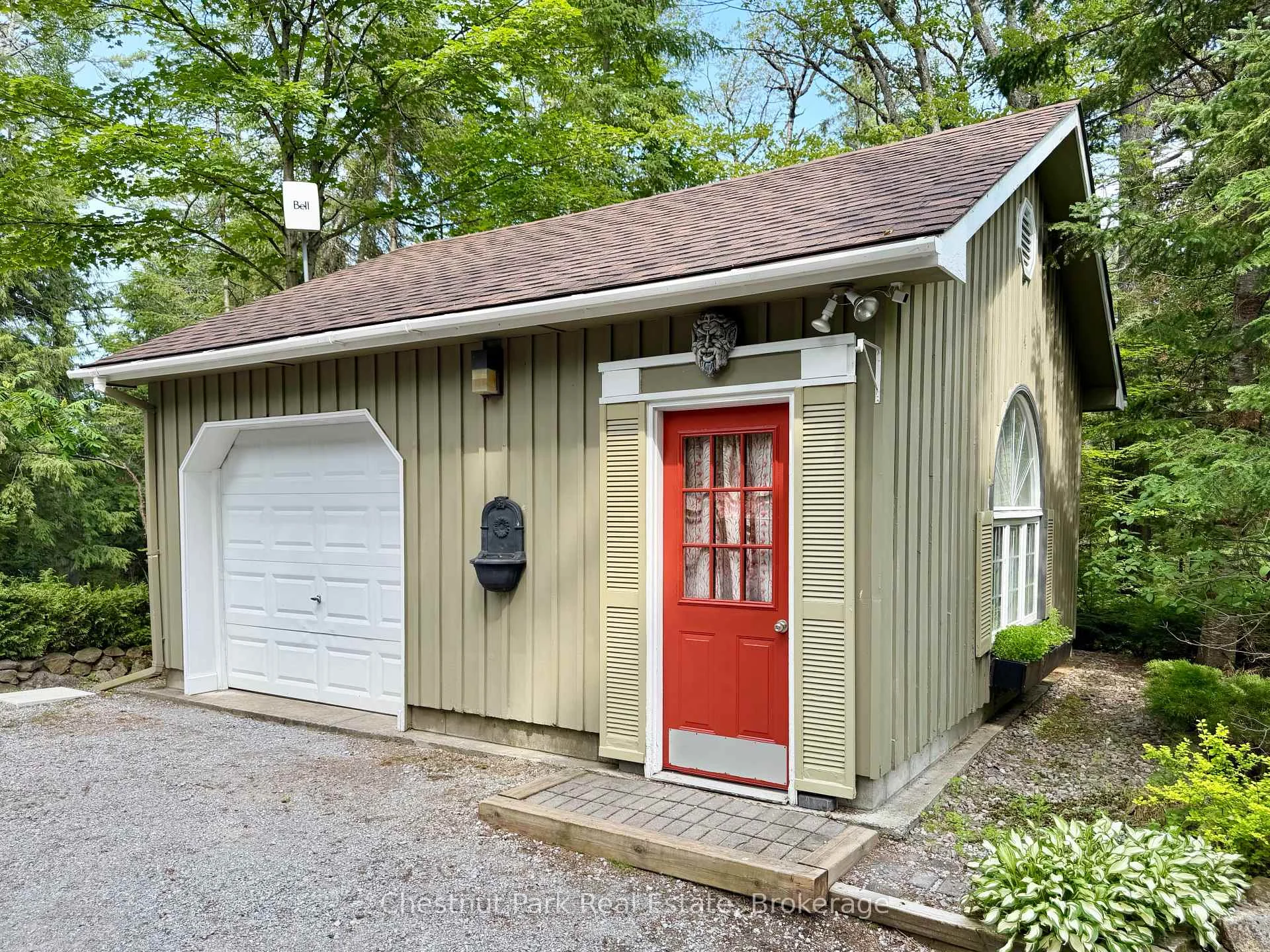 Photo 100 of 10453 County Road 503, Highlands East, Glamorgan — HOMEH