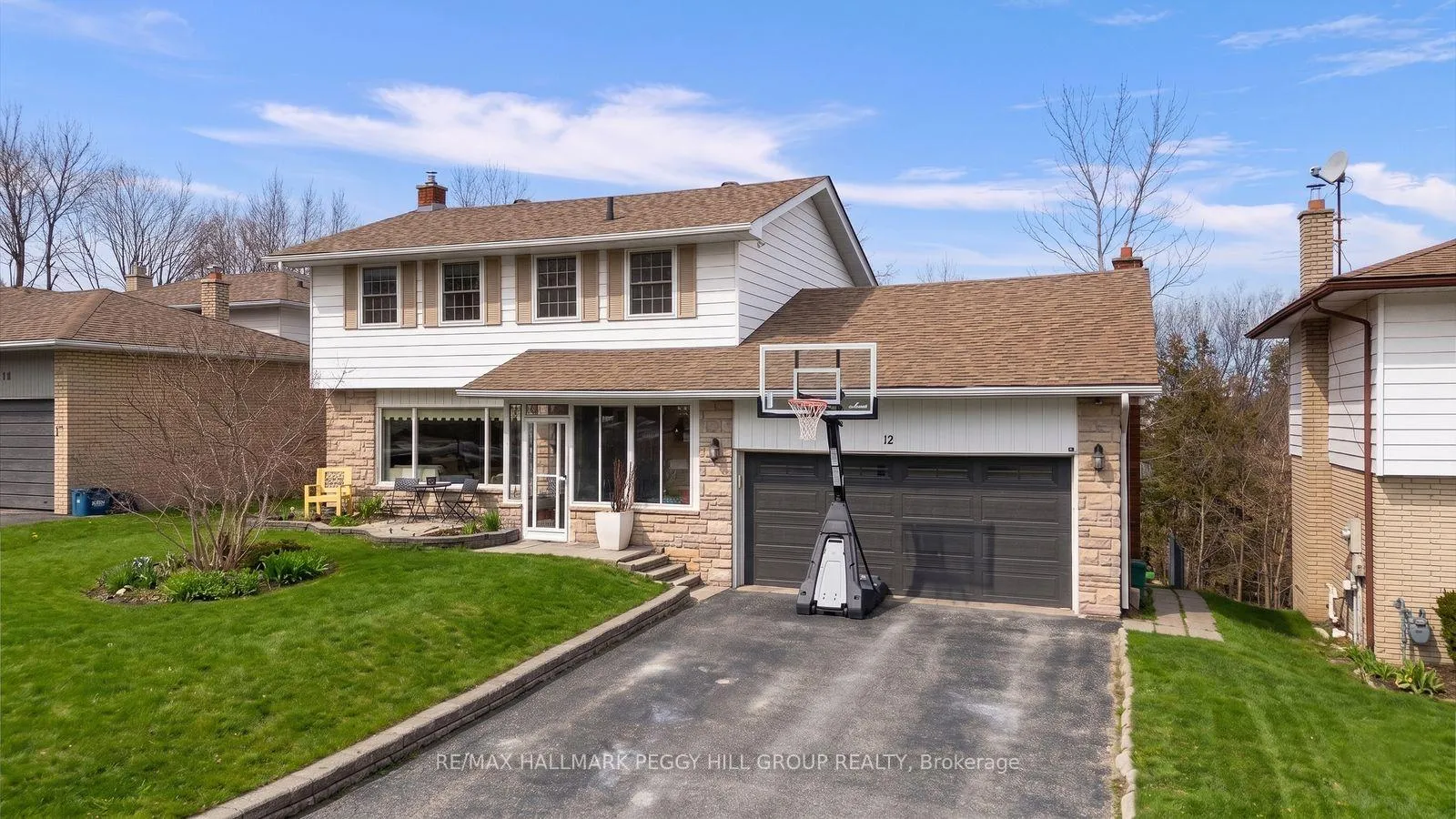 Photo 1 of 12 Peacock Lane, Barrie, Allandale Heights — HOMEH