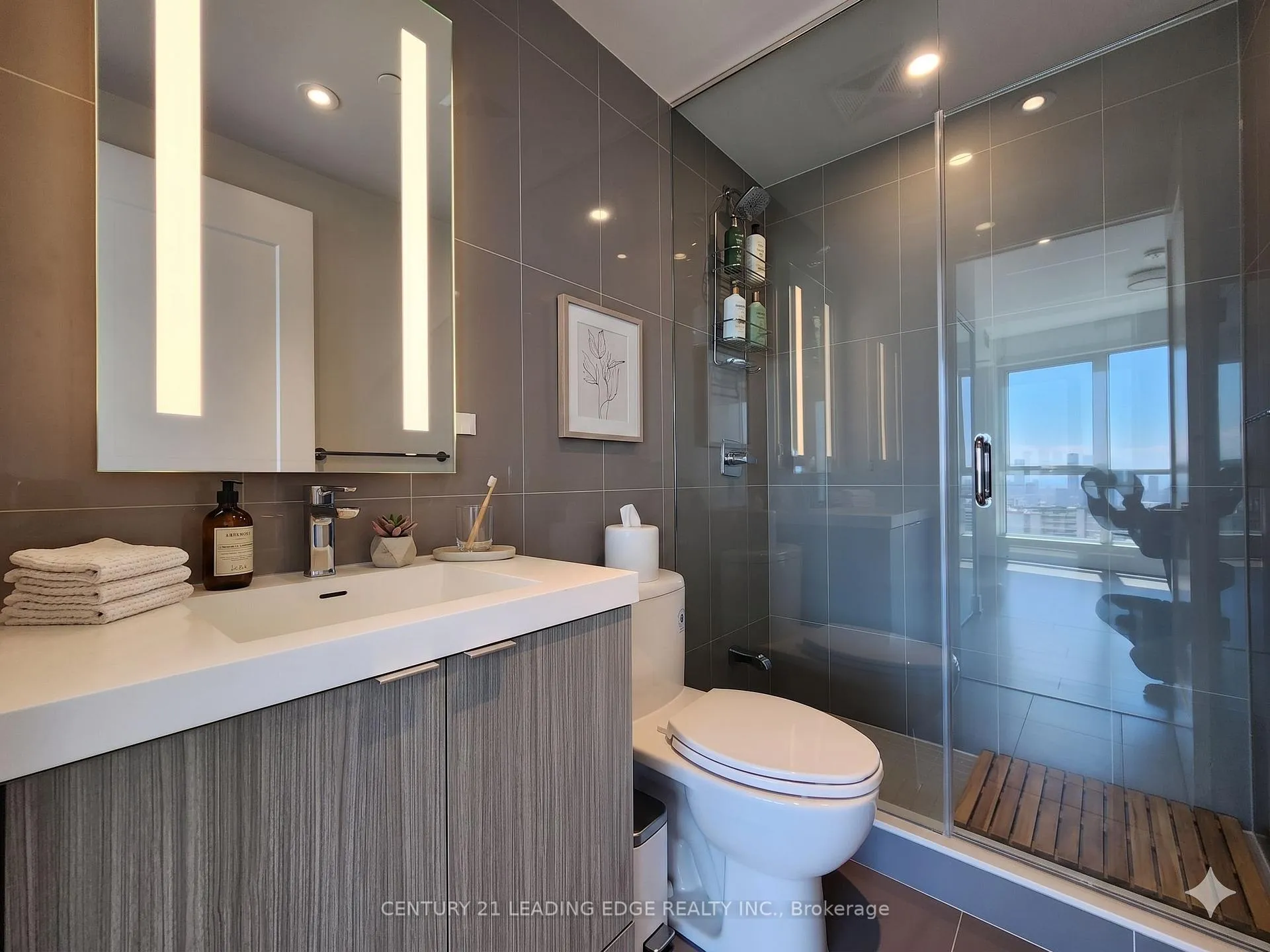 Photo 18 of Unit 3418, 585 Bloor Street E, Toronto, North St. James Town — HOMEH