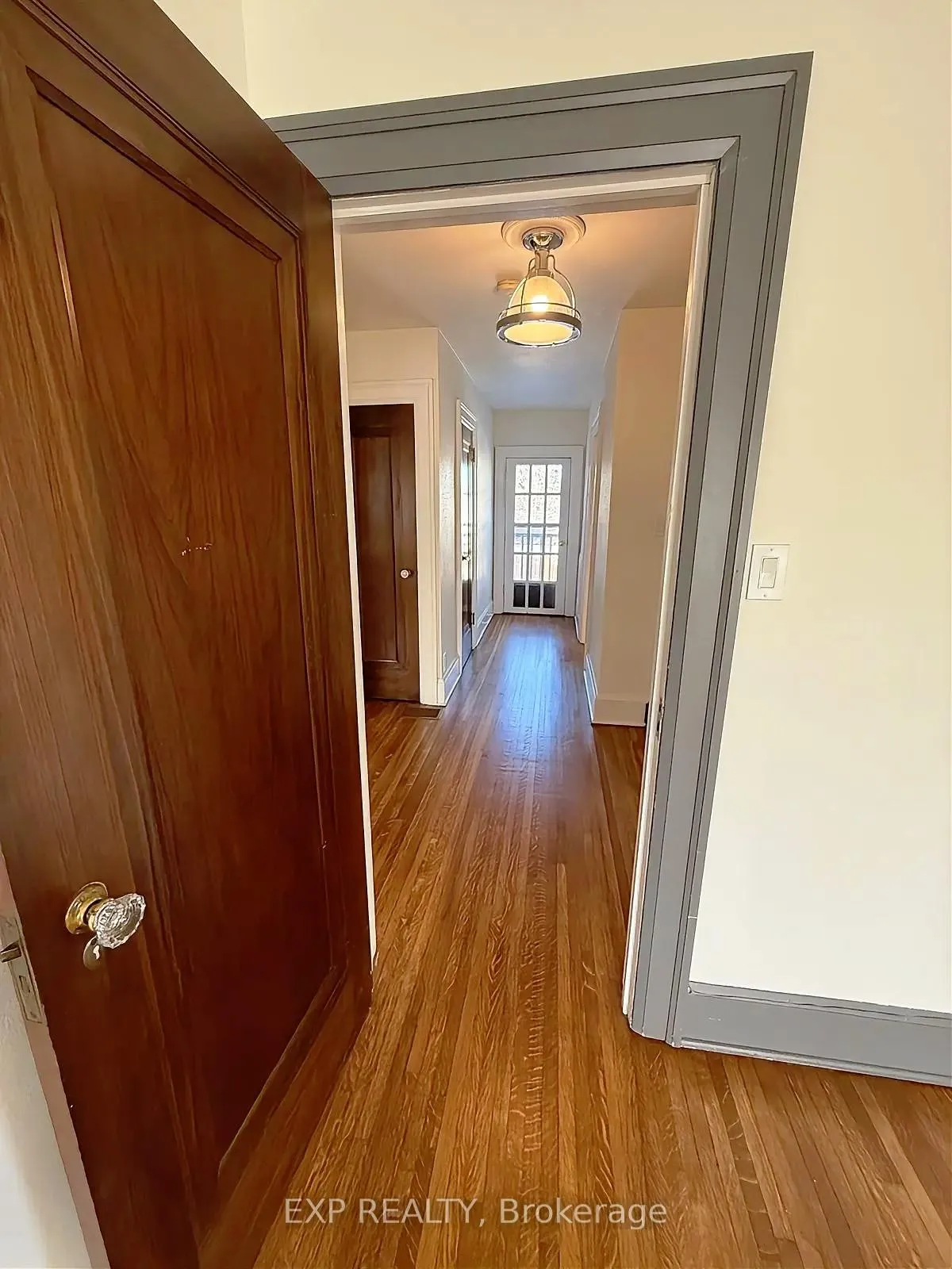 Photo 6 of 376 King Street E, Oshawa, O'Neill — HOMEH