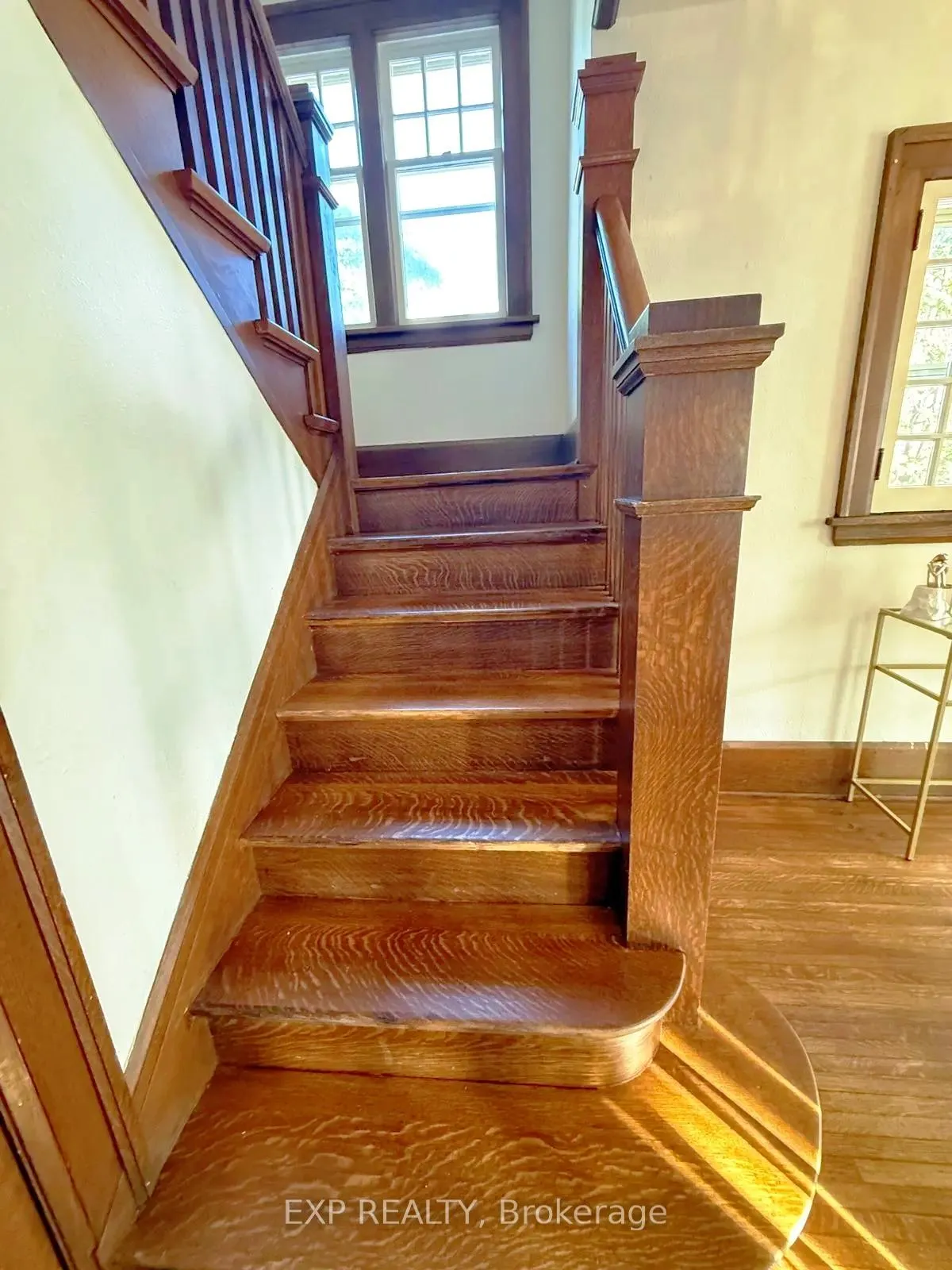 Photo 9 of 376 King Street E, Oshawa, O'Neill — HOMEH