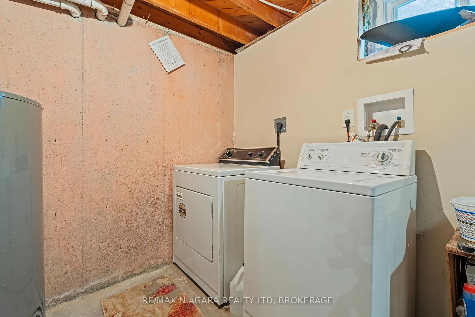 Photo 21 of 8751 Banting Avenue, Niagara Falls, Chippawa — HOMEH