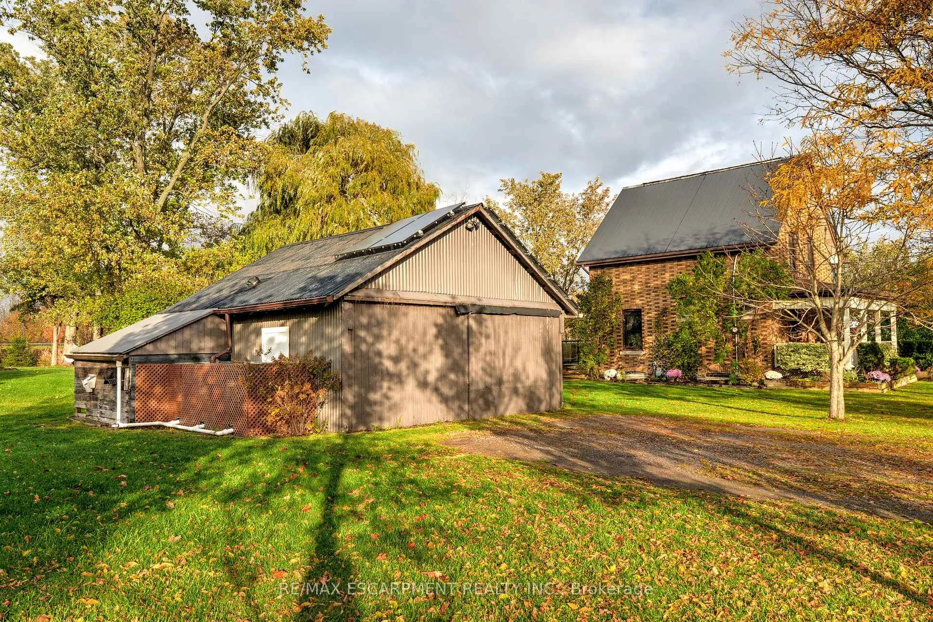 Photo 5 of 2090 Haldibrook Road, Hamilton, Rural Glanbrook — HOMEH