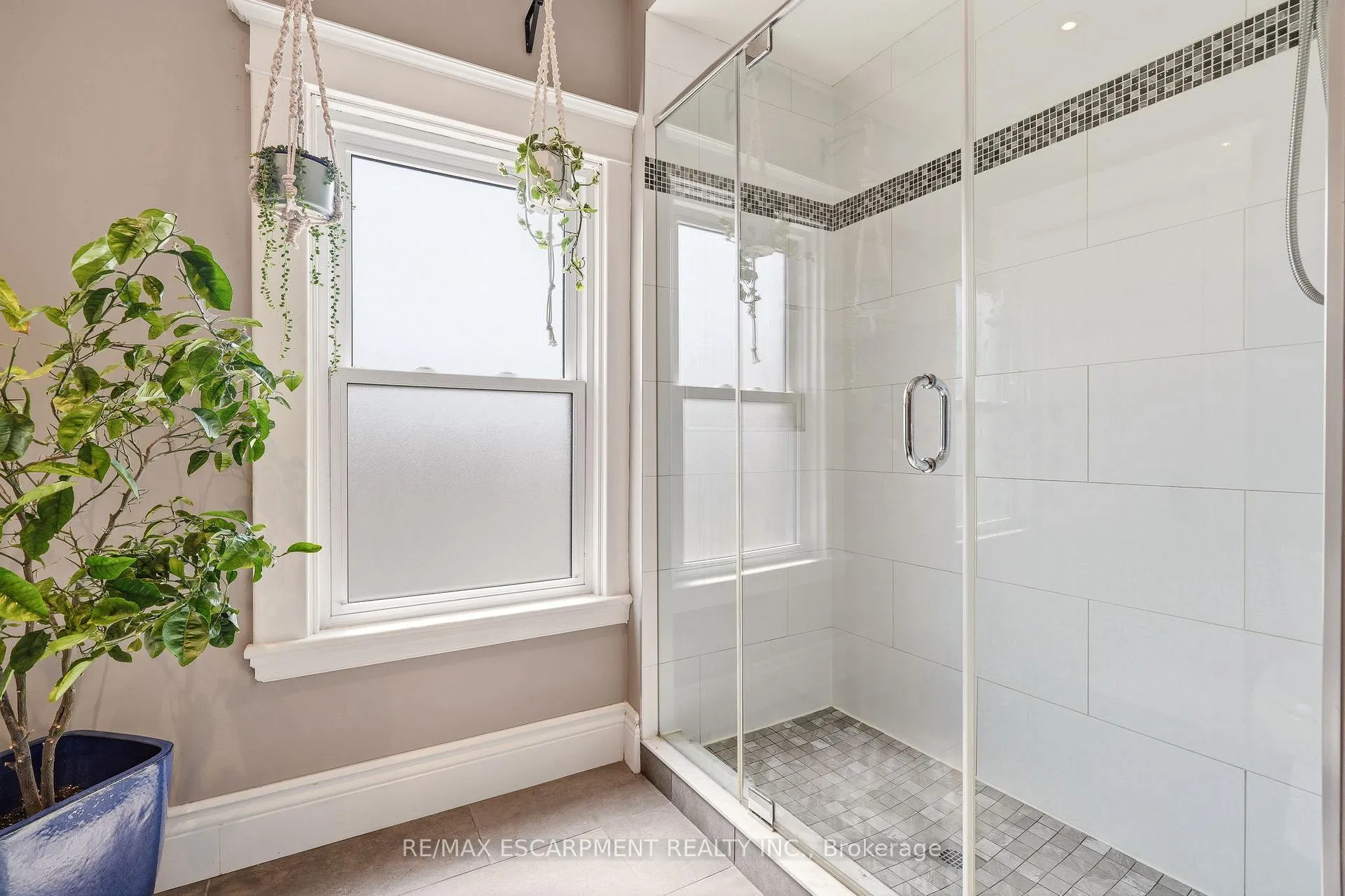 Photo 29 of 2090 Haldibrook Road, Hamilton, Rural Glanbrook — HOMEH