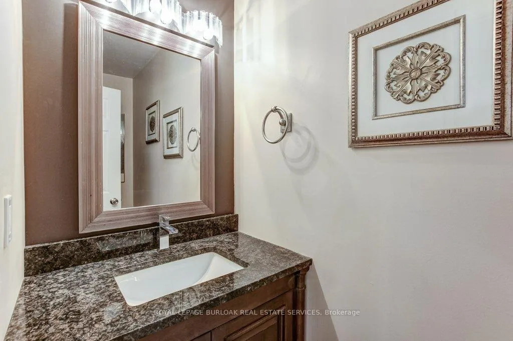 Photo 19 of 4 Edgewater Drive, Hamilton, Lakeshore — HOMEH