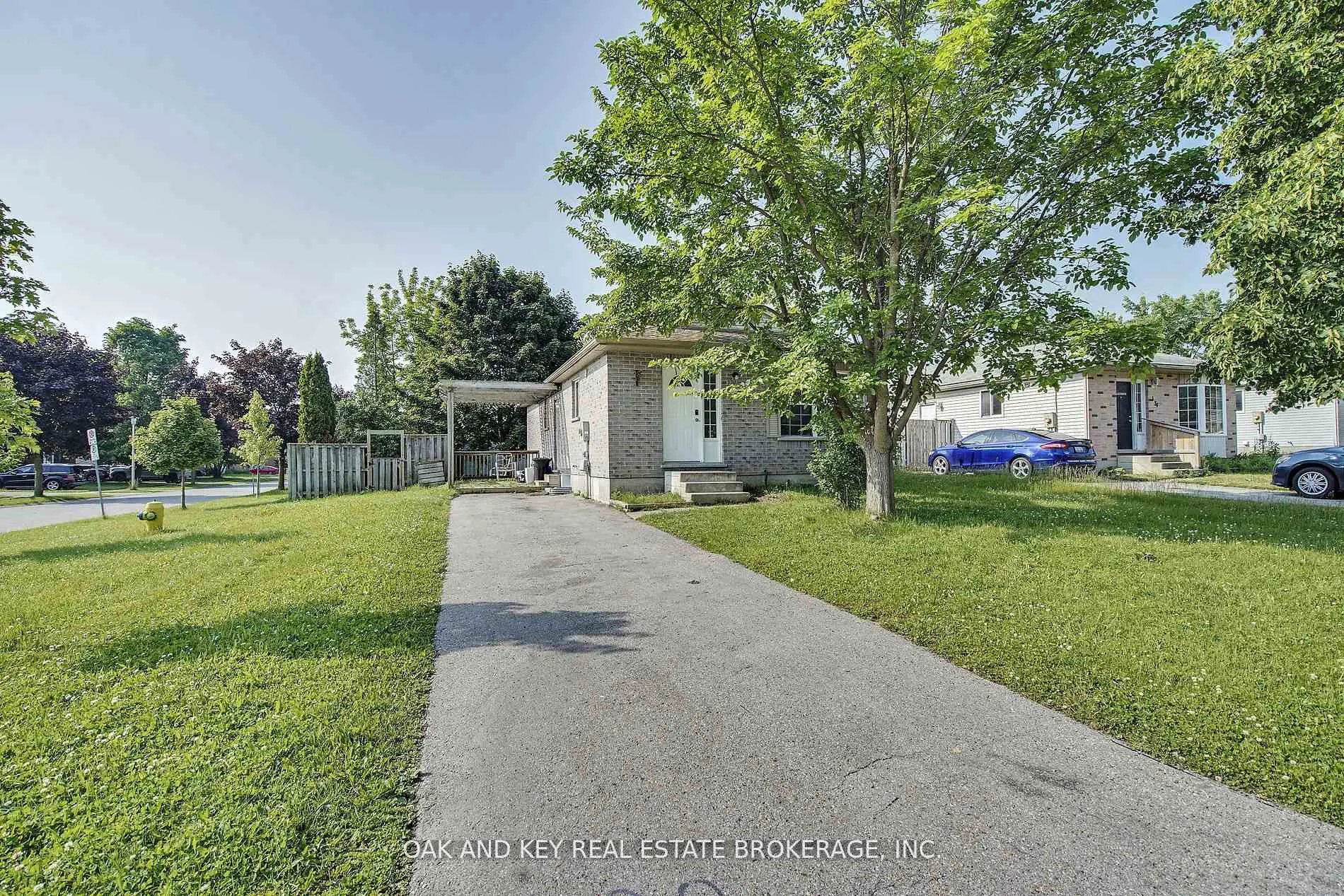 Photo 3 of 330 Fleming Drive, London, East D — HOMEH