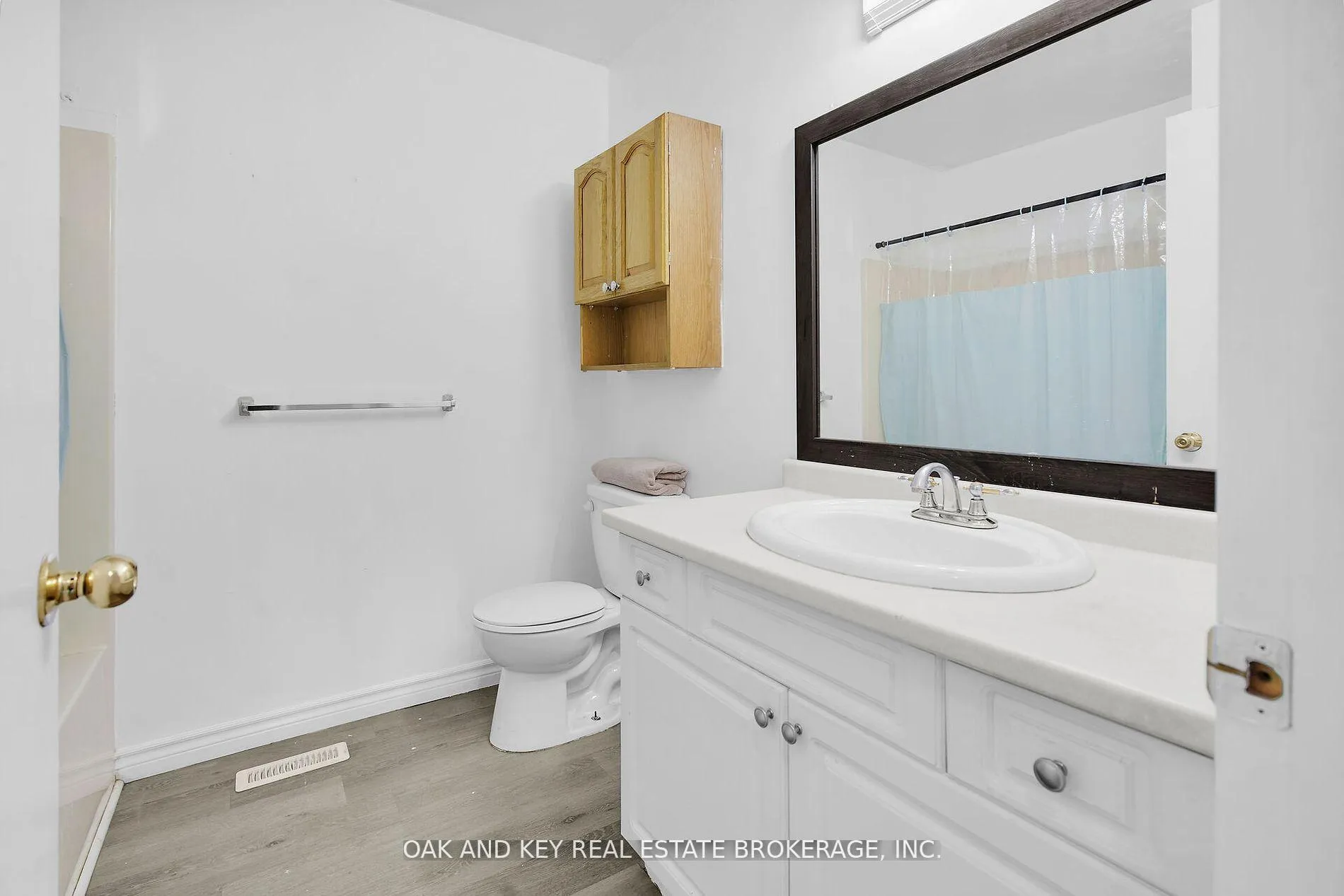 Photo 16 of 330 Fleming Drive, London, East D — HOMEH