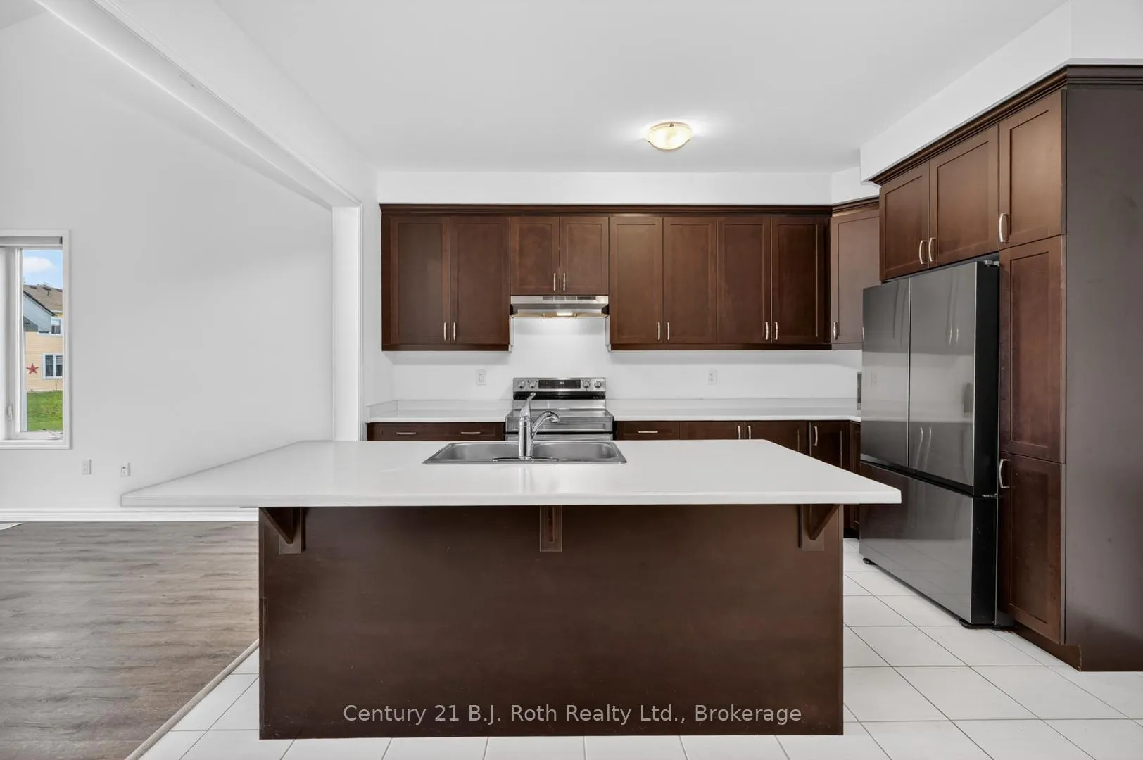Photo 10 of 23 Chambery Street, Bracebridge, Macaulay — HOMEH