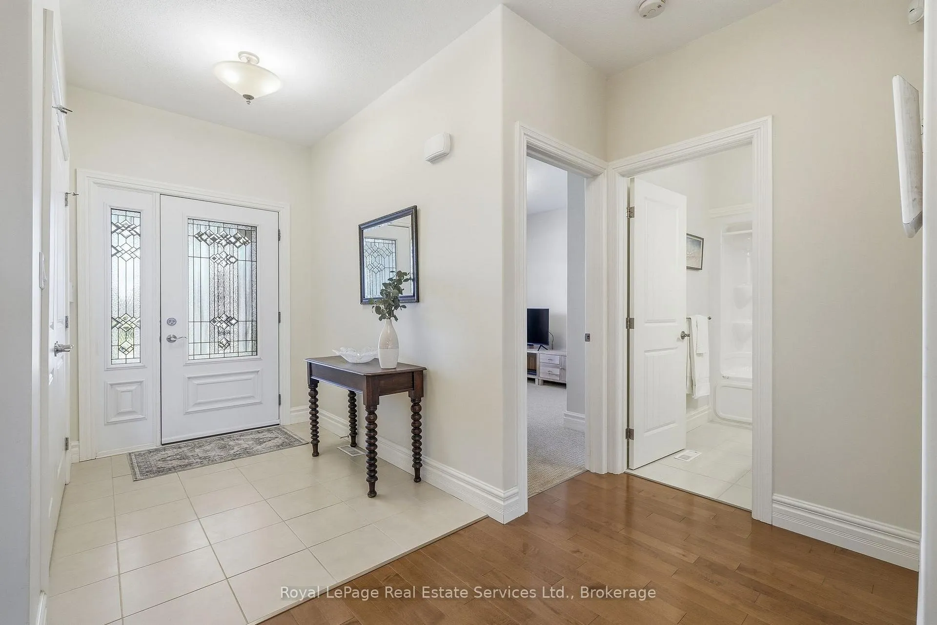 Photo 6 of 35 Maplehurst Crescent, Prince Edward County, Wellington Ward — HOMEH