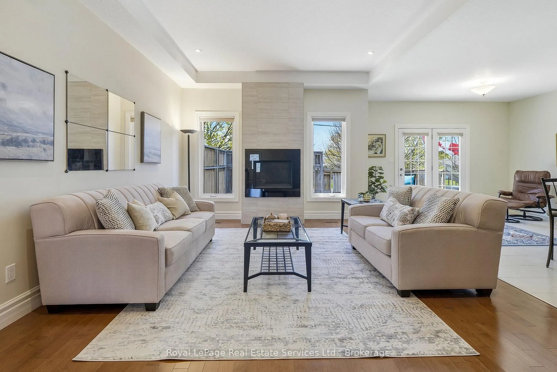 Photo 12 of 35 Maplehurst Crescent, Prince Edward County, Wellington Ward — HOMEH