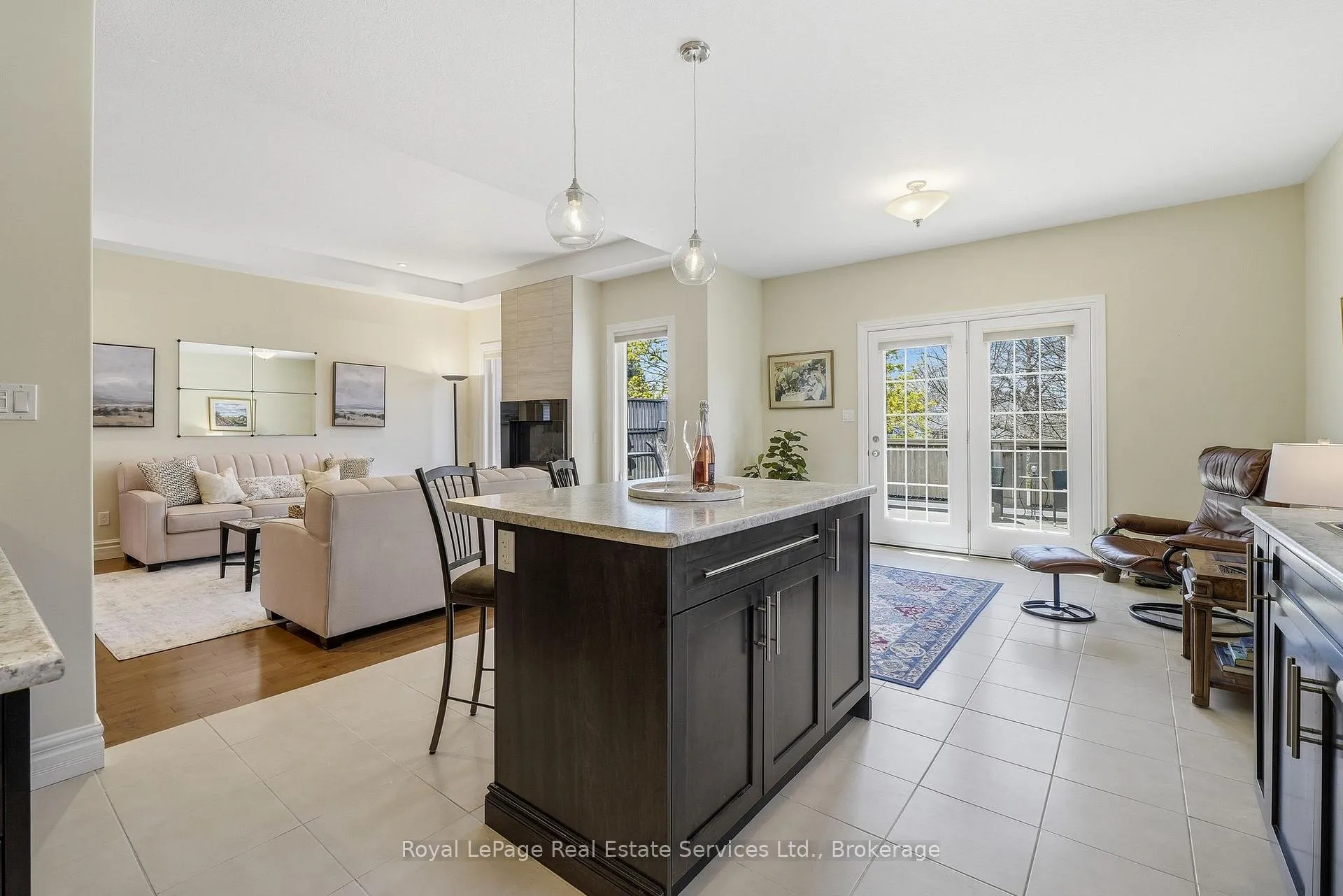Photo 16 of 35 Maplehurst Crescent, Prince Edward County, Wellington Ward — HOMEH