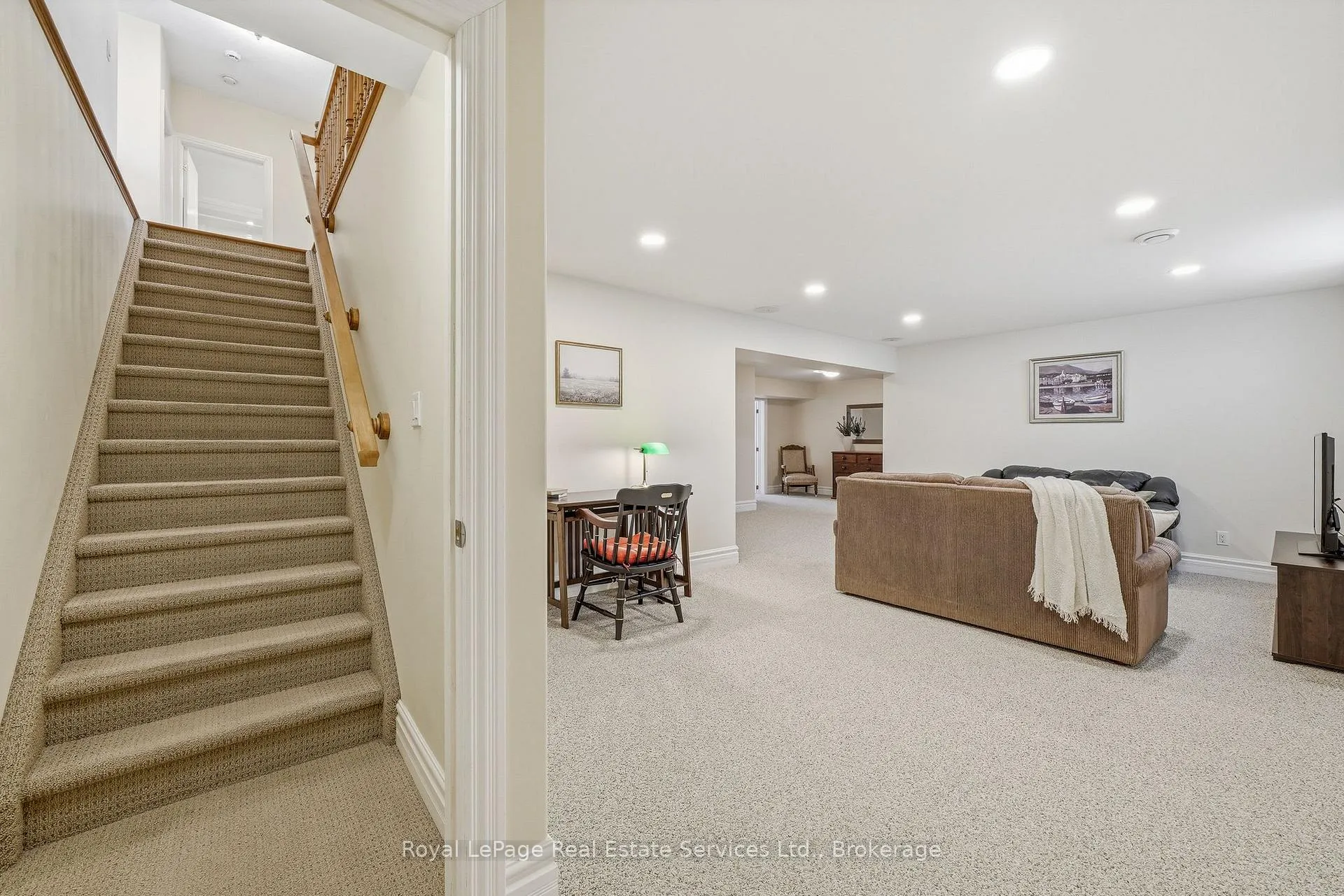 Photo 28 of 35 Maplehurst Crescent, Prince Edward County, Wellington Ward — HOMEH
