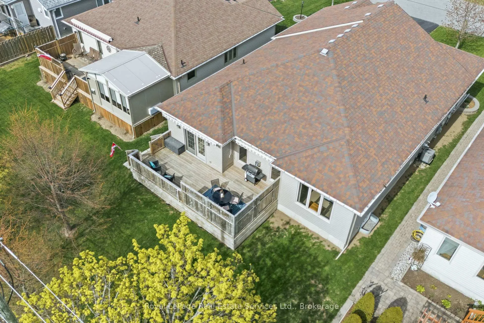 Photo 44 of 35 Maplehurst Crescent, Prince Edward County, Wellington Ward — HOMEH