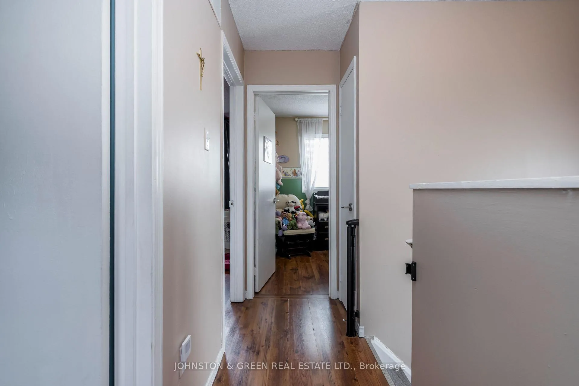 Photo 7 of 2198 Chalmers Crescent, Innisfil, Alcona — HOMEH