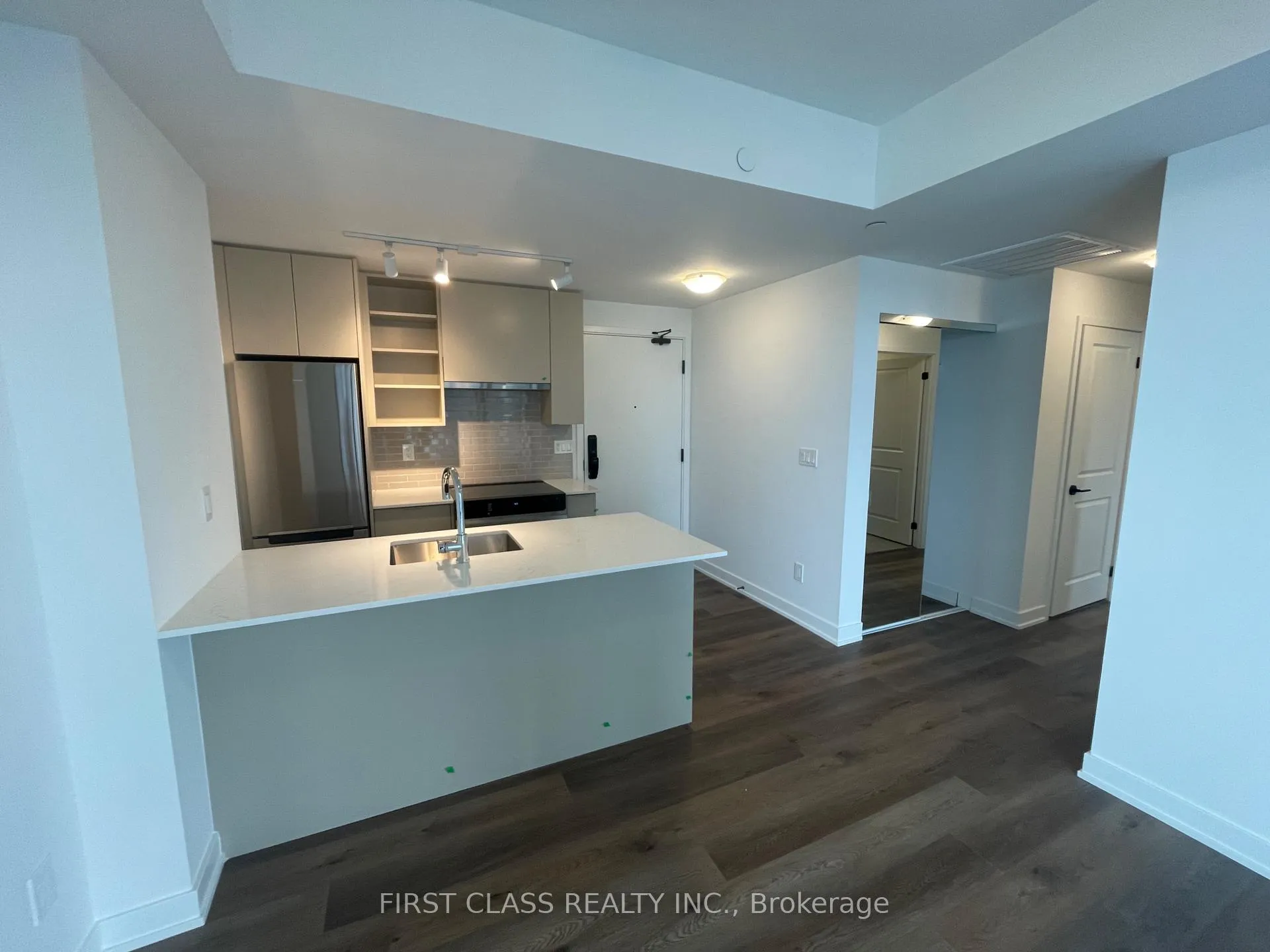 Photo 1 of Unit 2003, 2075 Lakeshore Road, Burlington, Brant — HOMEH