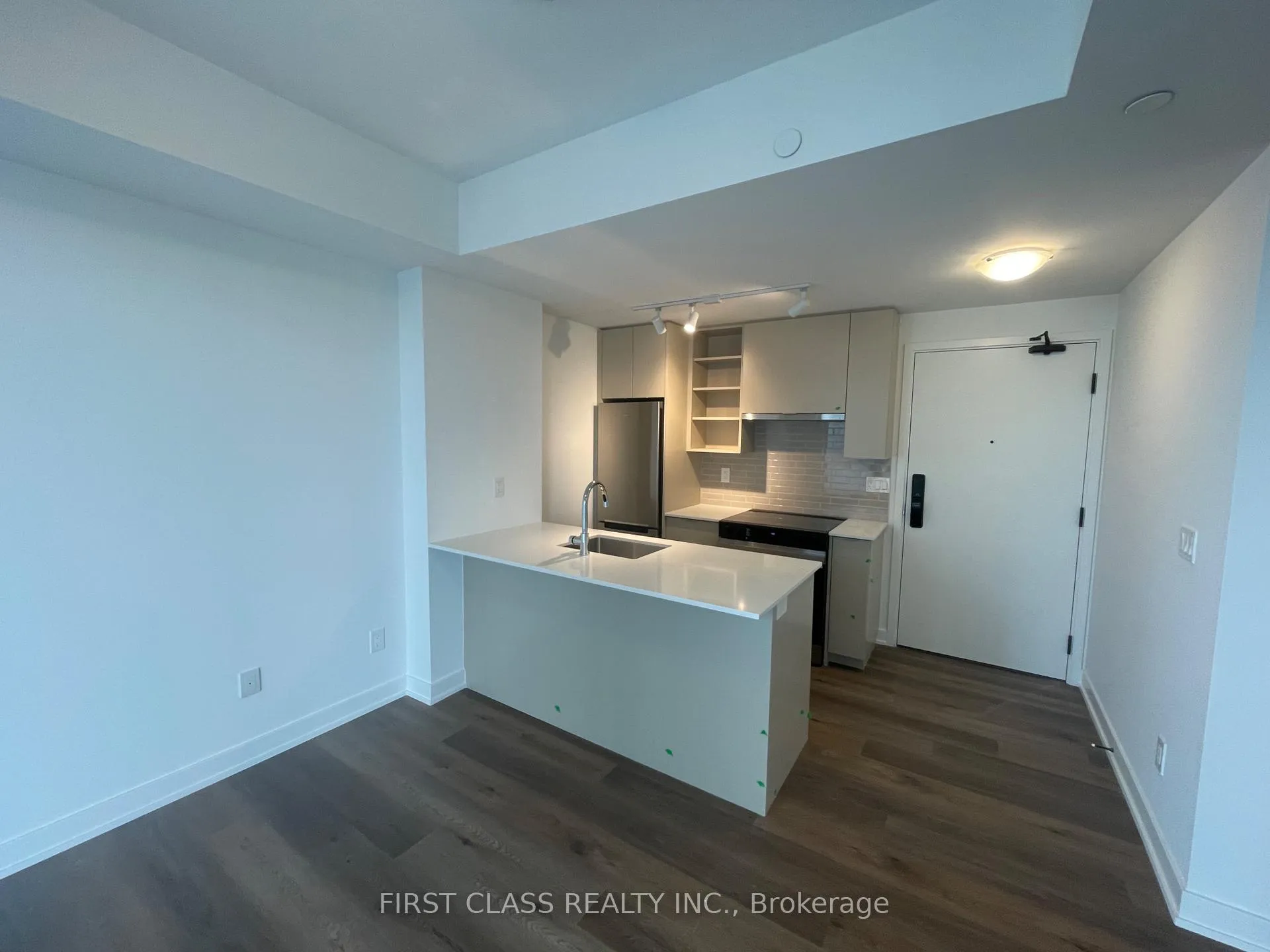 Photo 4 of Unit 2003, 2075 Lakeshore Road, Burlington, Brant — HOMEH