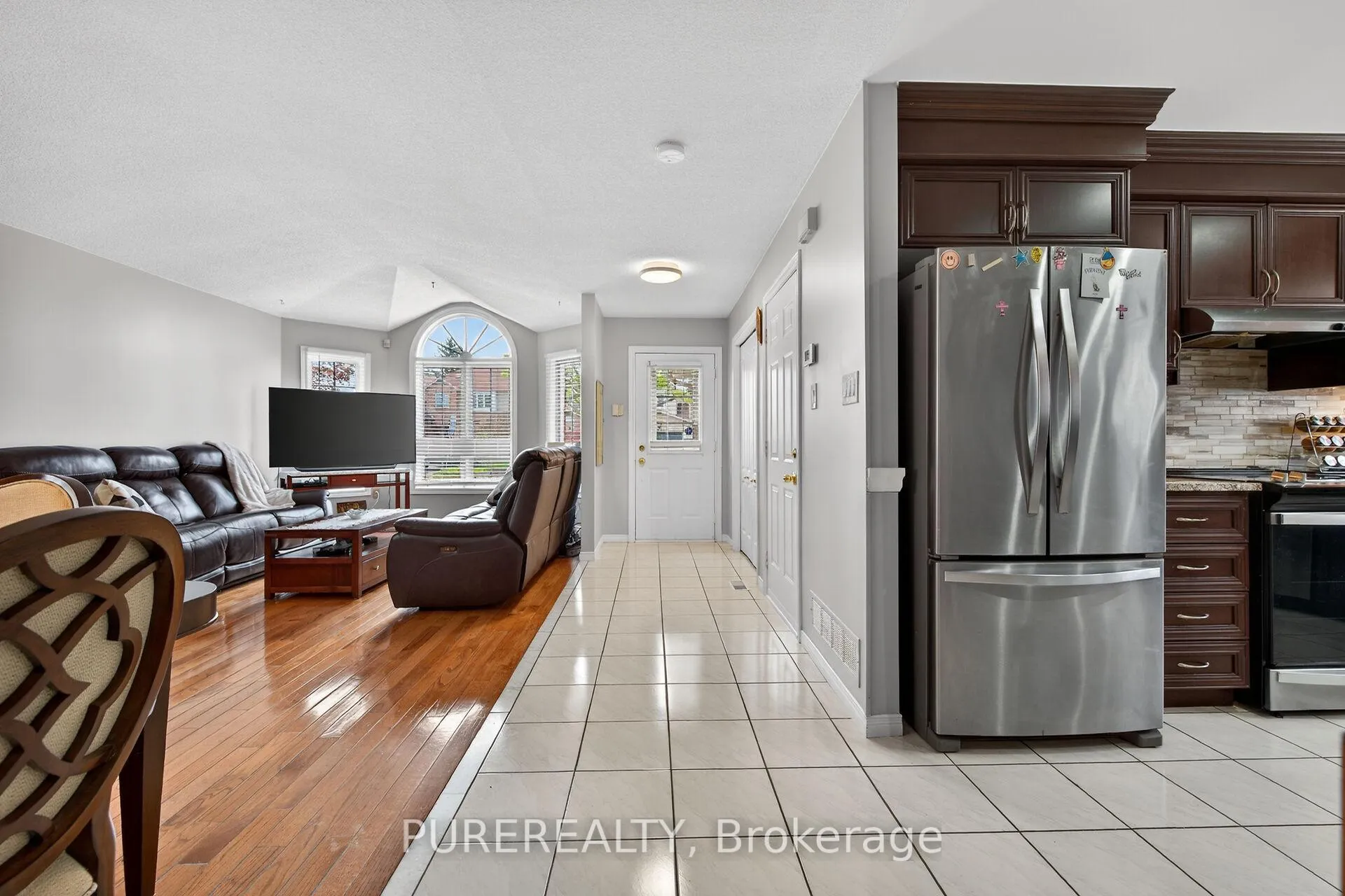 Photo 13 of 6 Glenhollow Drive, Hamilton, Stoney Creek Mountain — HOMEH