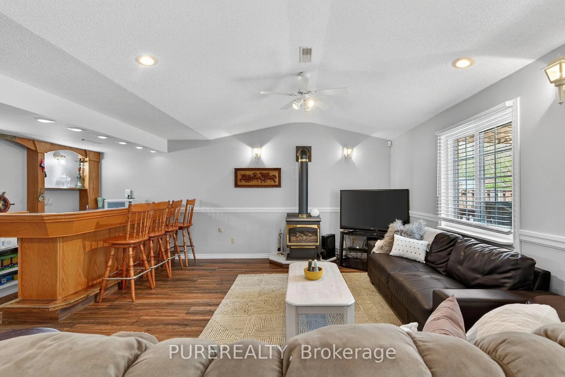 Photo 20 of 6 Glenhollow Drive, Hamilton, Stoney Creek Mountain — HOMEH