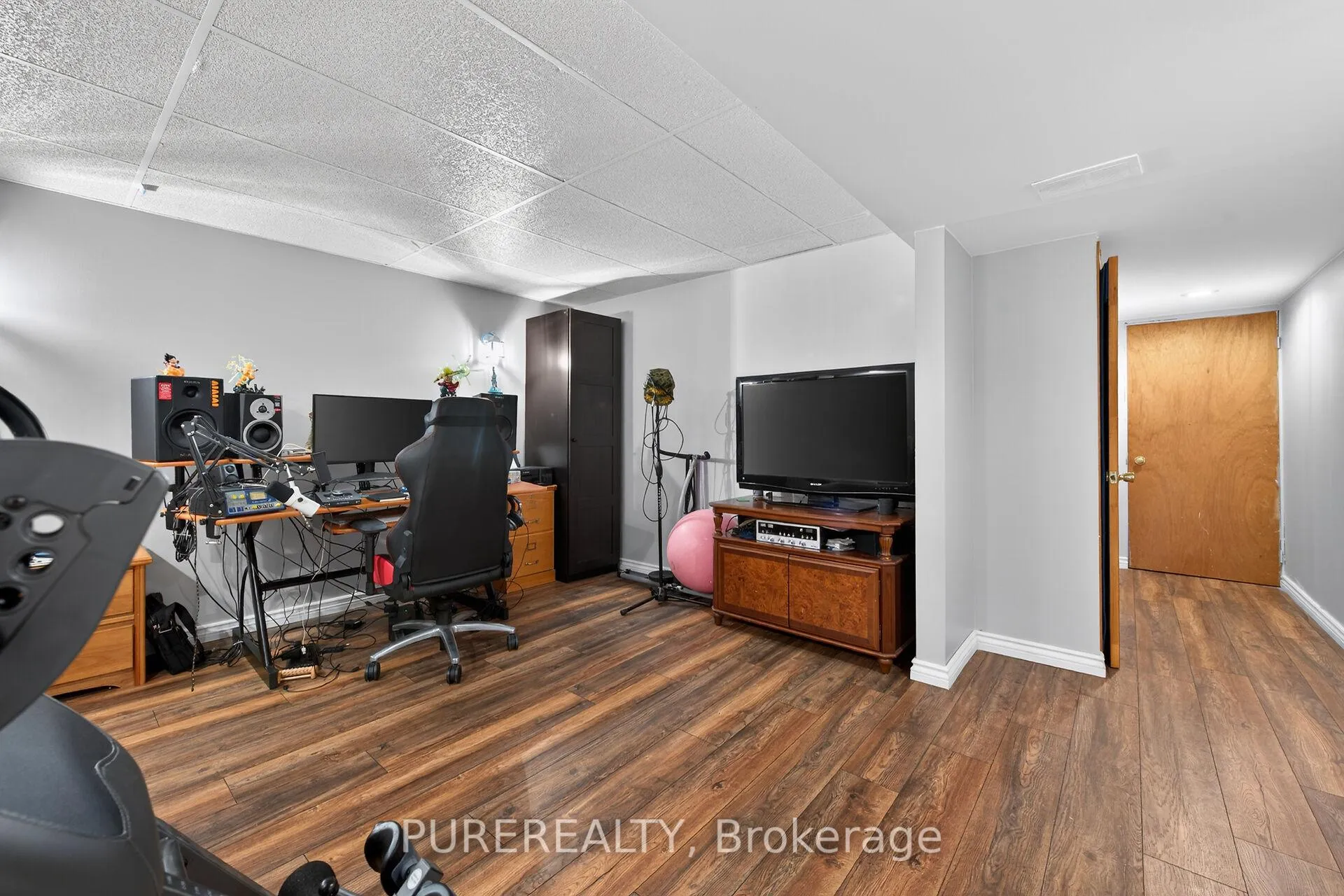 Photo 25 of 6 Glenhollow Drive, Hamilton, Stoney Creek Mountain — HOMEH