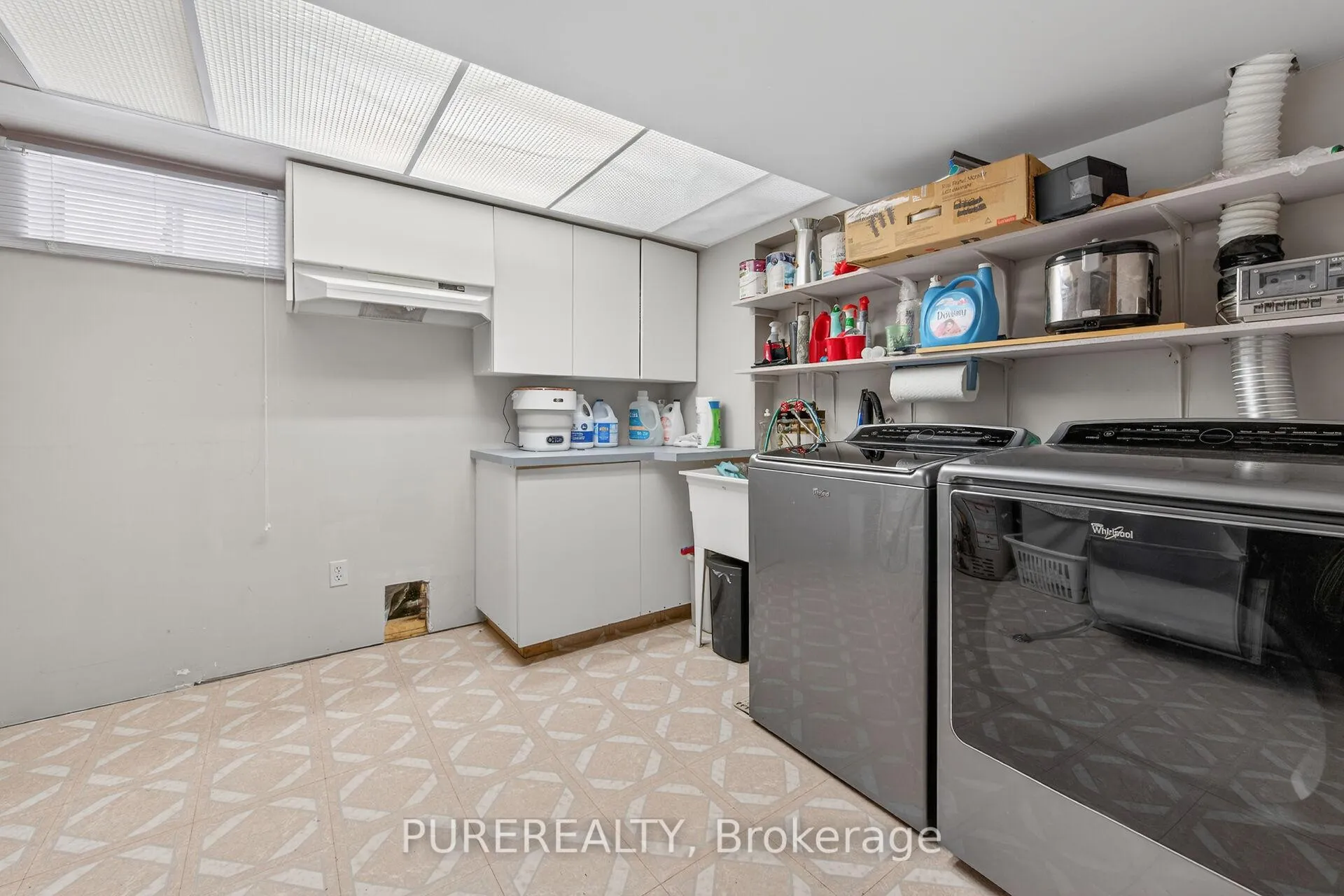 Photo 27 of 6 Glenhollow Drive, Hamilton, Stoney Creek Mountain — HOMEH