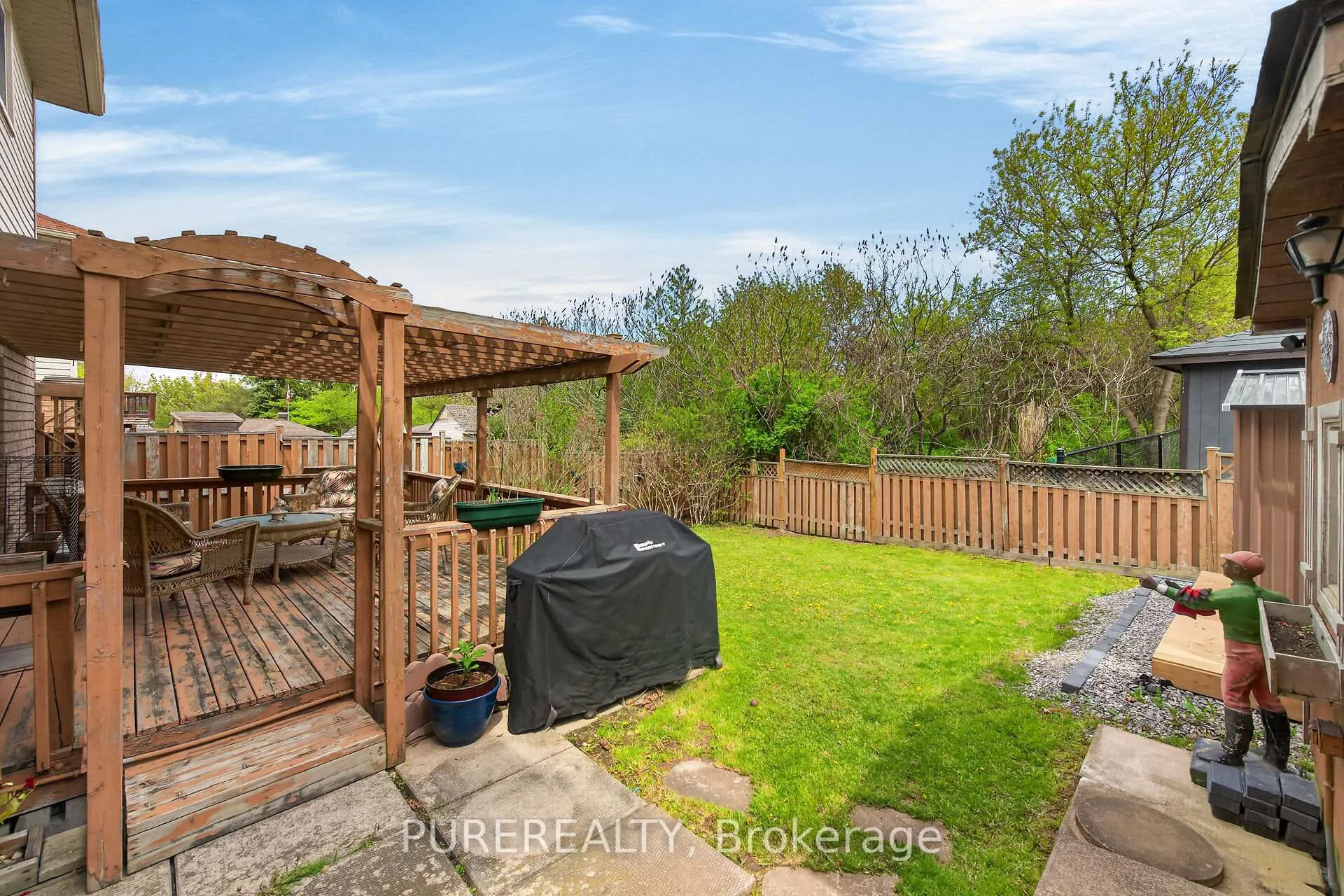 Photo 28 of 6 Glenhollow Drive, Hamilton, Stoney Creek Mountain — HOMEH