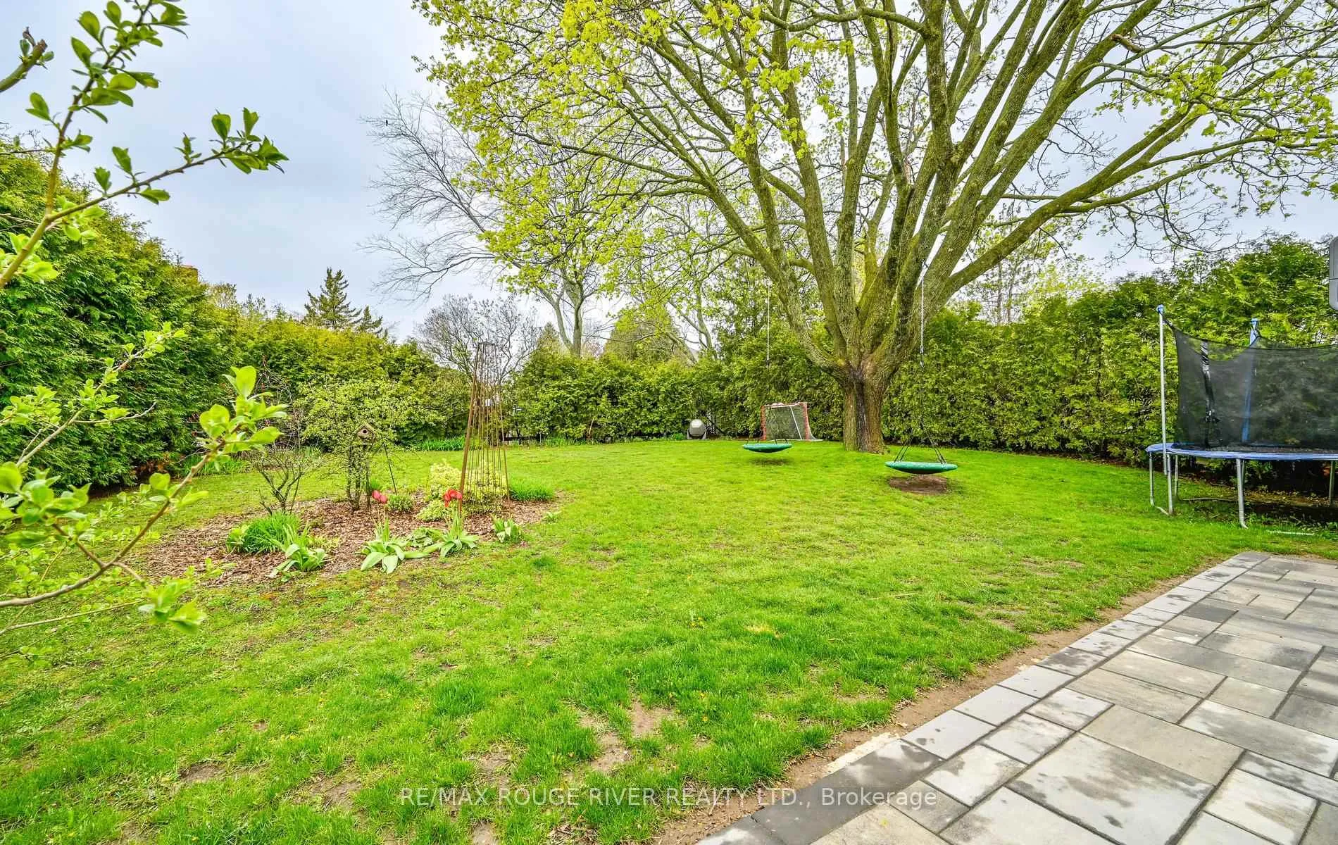 Photo 33 of 78 Crossley Drive, Port Hope — HOMEH