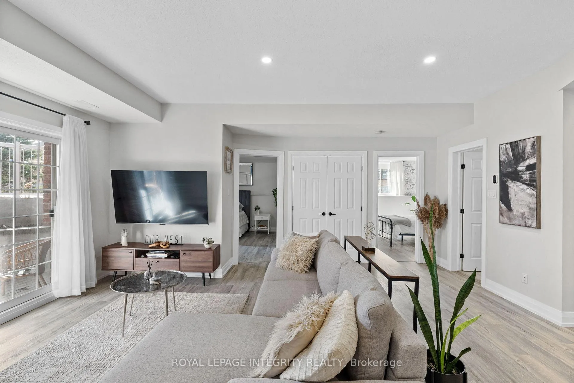 Photo 11 of Unit A, 100 Artesa Private, Ottawa, Kanata - Emerald Meadows/Trailwest — HOMEH