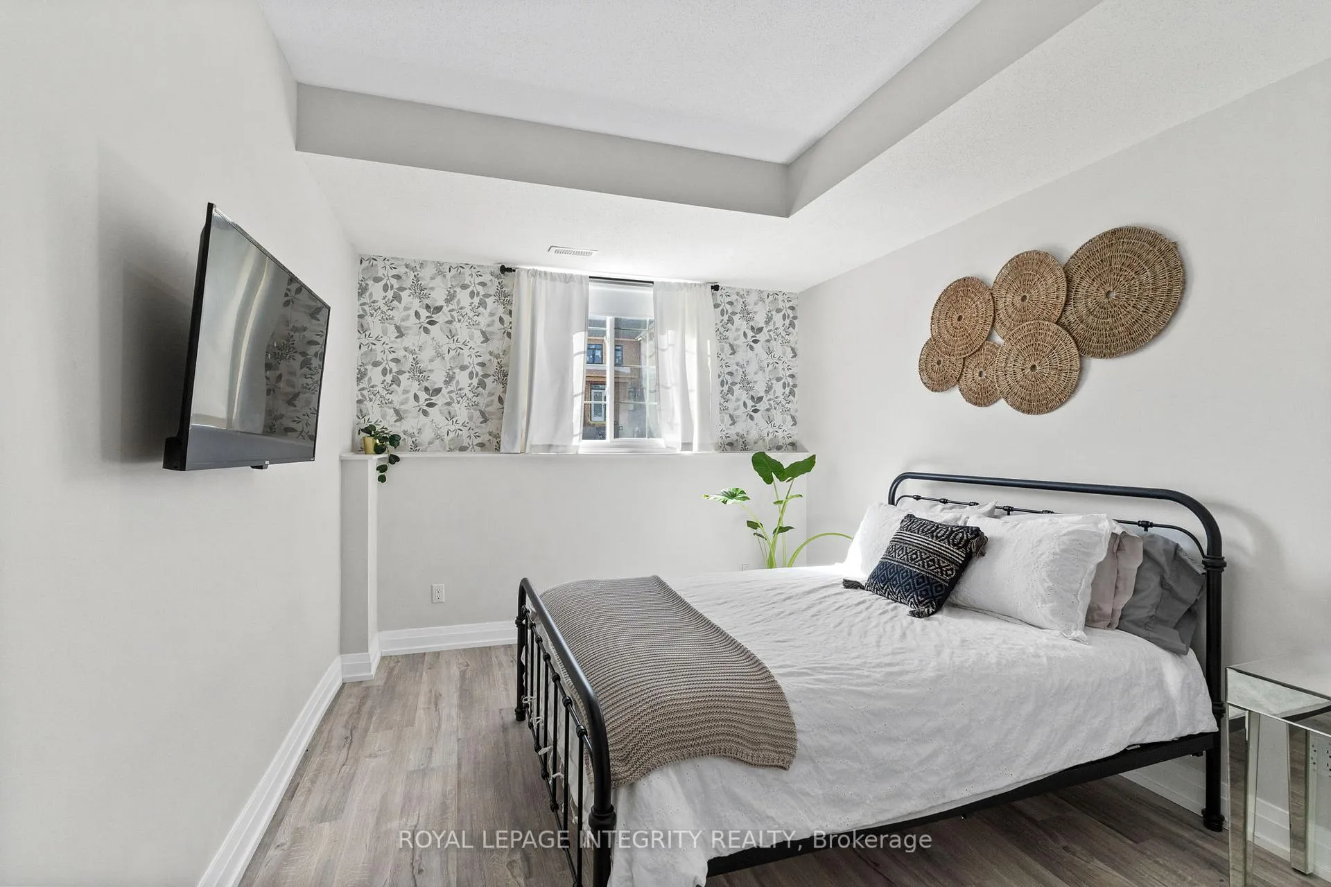 Photo 17 of Unit A, 100 Artesa Private, Ottawa, Kanata - Emerald Meadows/Trailwest — HOMEH
