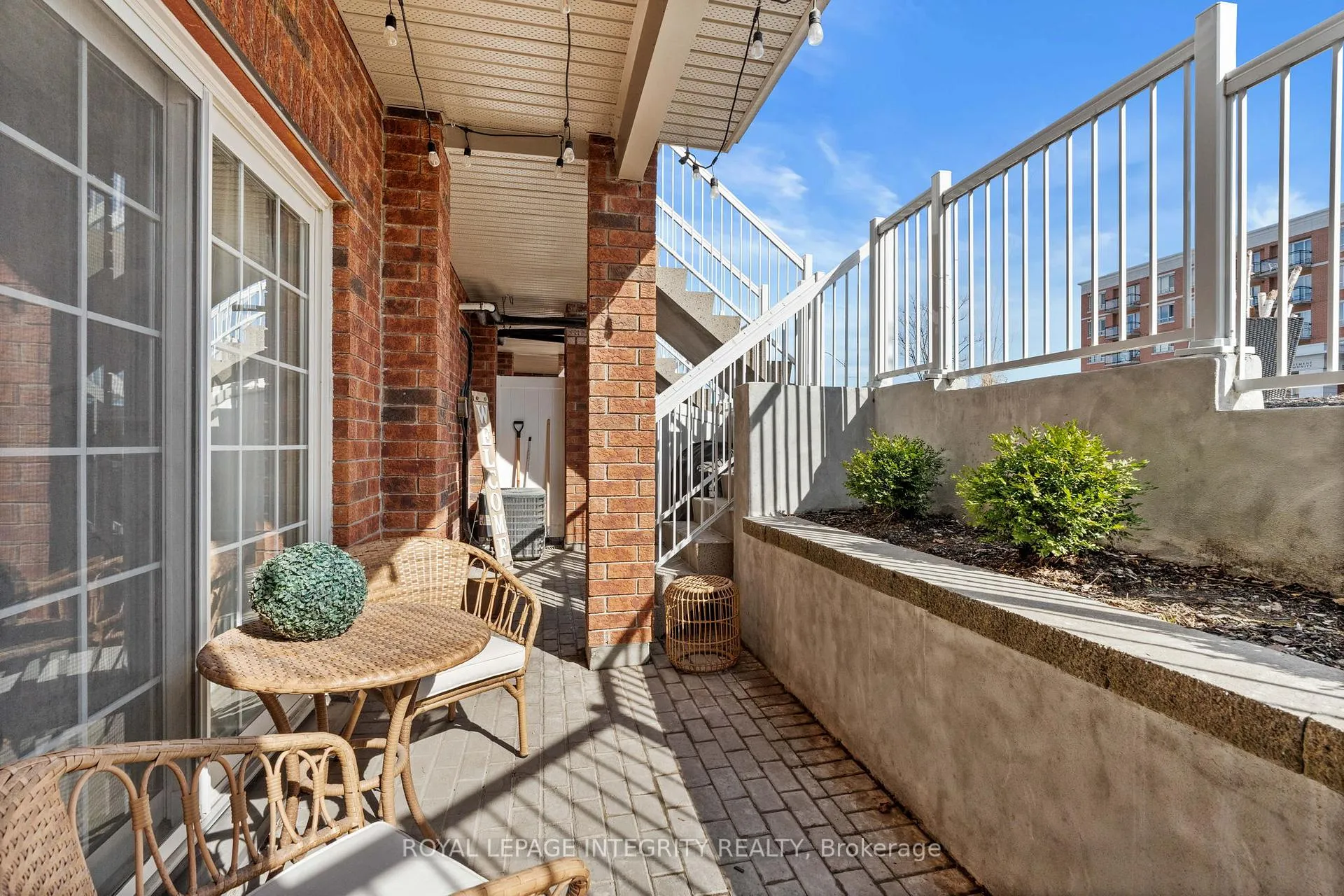 Photo 21 of Unit A, 100 Artesa Private, Ottawa, Kanata - Emerald Meadows/Trailwest — HOMEH
