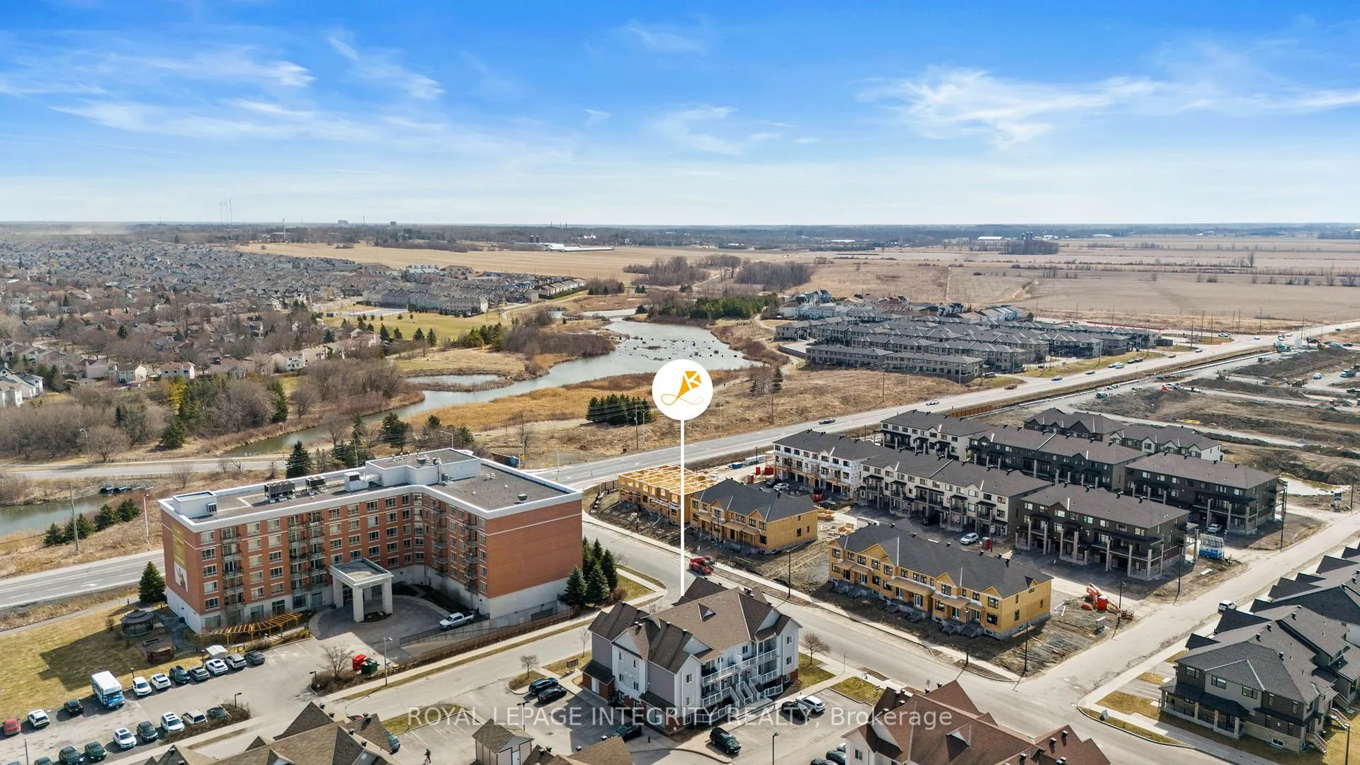 Photo 30 of Unit A, 100 Artesa Private, Ottawa, Kanata - Emerald Meadows/Trailwest — HOMEH