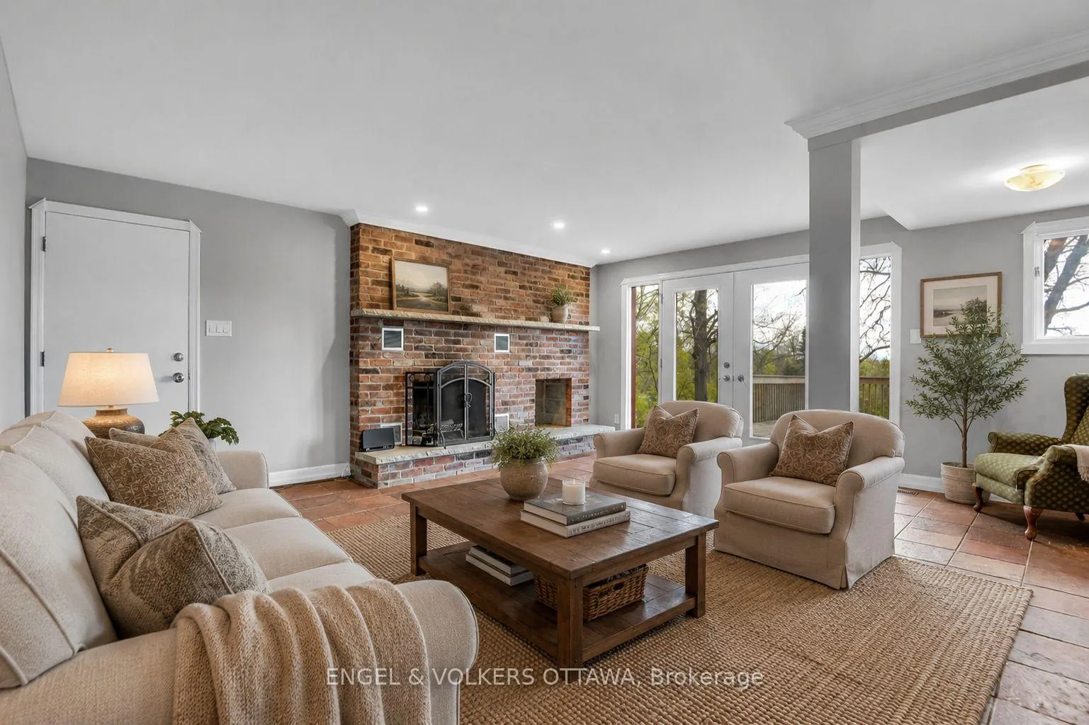 Photo 8 of 1477 Jarvis Drive, Ottawa, Cedardale — HOMEH