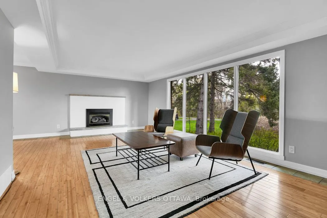 Photo 10 of 1477 Jarvis Drive, Ottawa, Cedardale — HOMEH