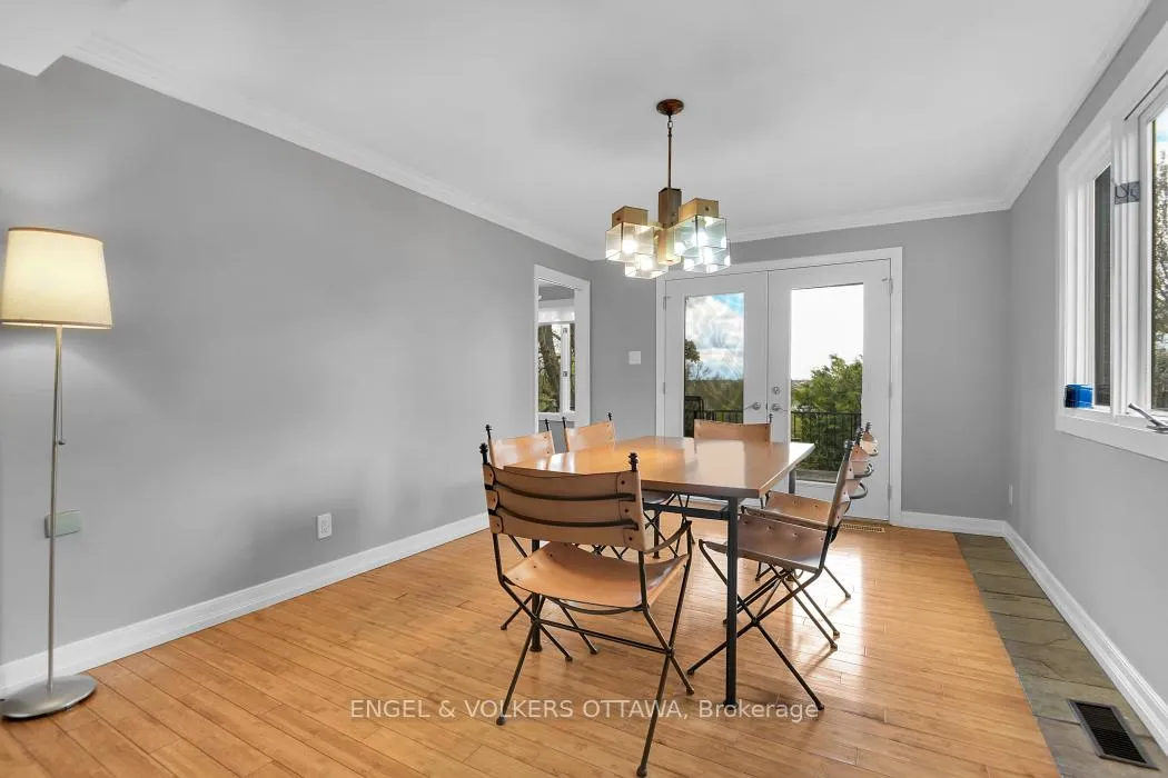 Photo 11 of 1477 Jarvis Drive, Ottawa, Cedardale — HOMEH