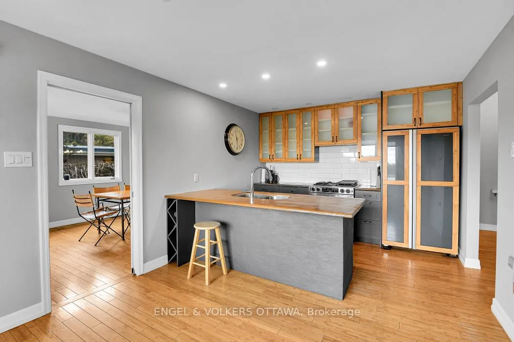 Photo 13 of 1477 Jarvis Drive, Ottawa, Cedardale — HOMEH