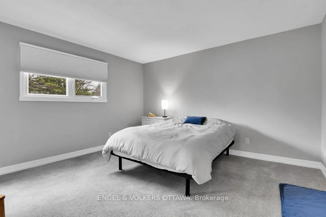 Photo 19 of 1477 Jarvis Drive, Ottawa, Cedardale — HOMEH