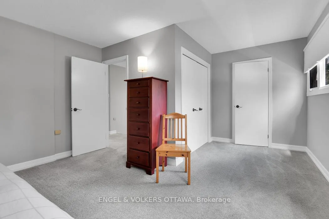 Photo 20 of 1477 Jarvis Drive, Ottawa, Cedardale — HOMEH