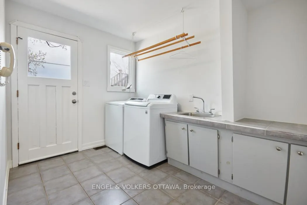 Photo 23 of 1477 Jarvis Drive, Ottawa, Cedardale — HOMEH
