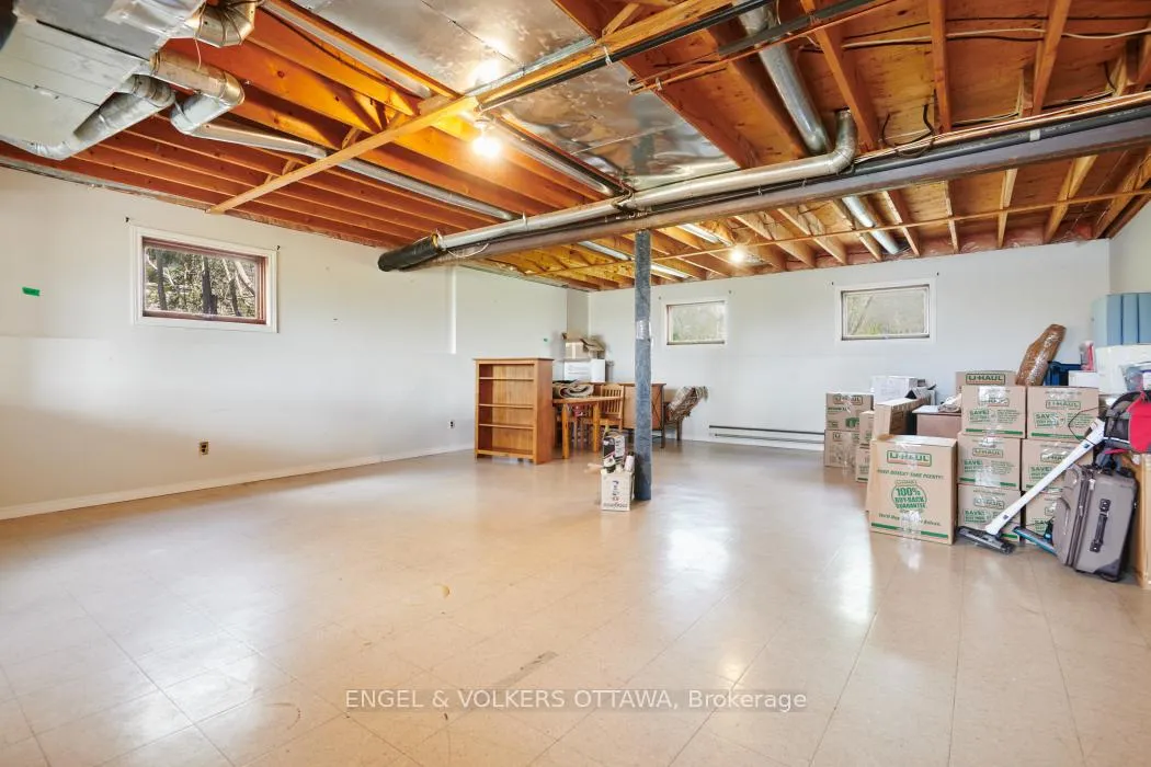 Photo 24 of 1477 Jarvis Drive, Ottawa, Cedardale — HOMEH
