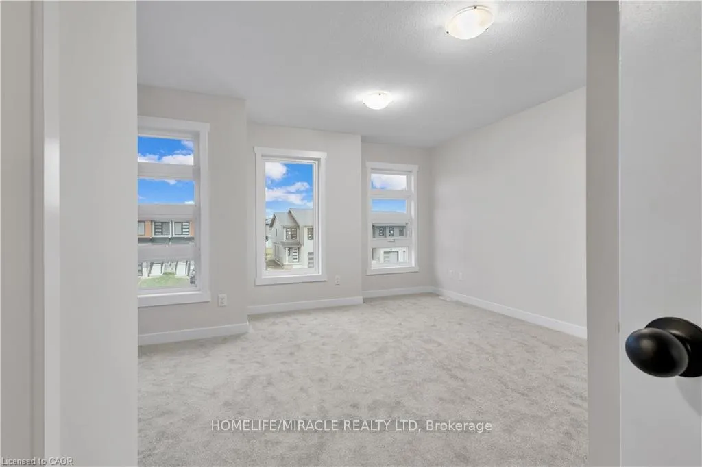 Photo 4 of 19 Wilkinson Avenue, Cambridge — HOMEH