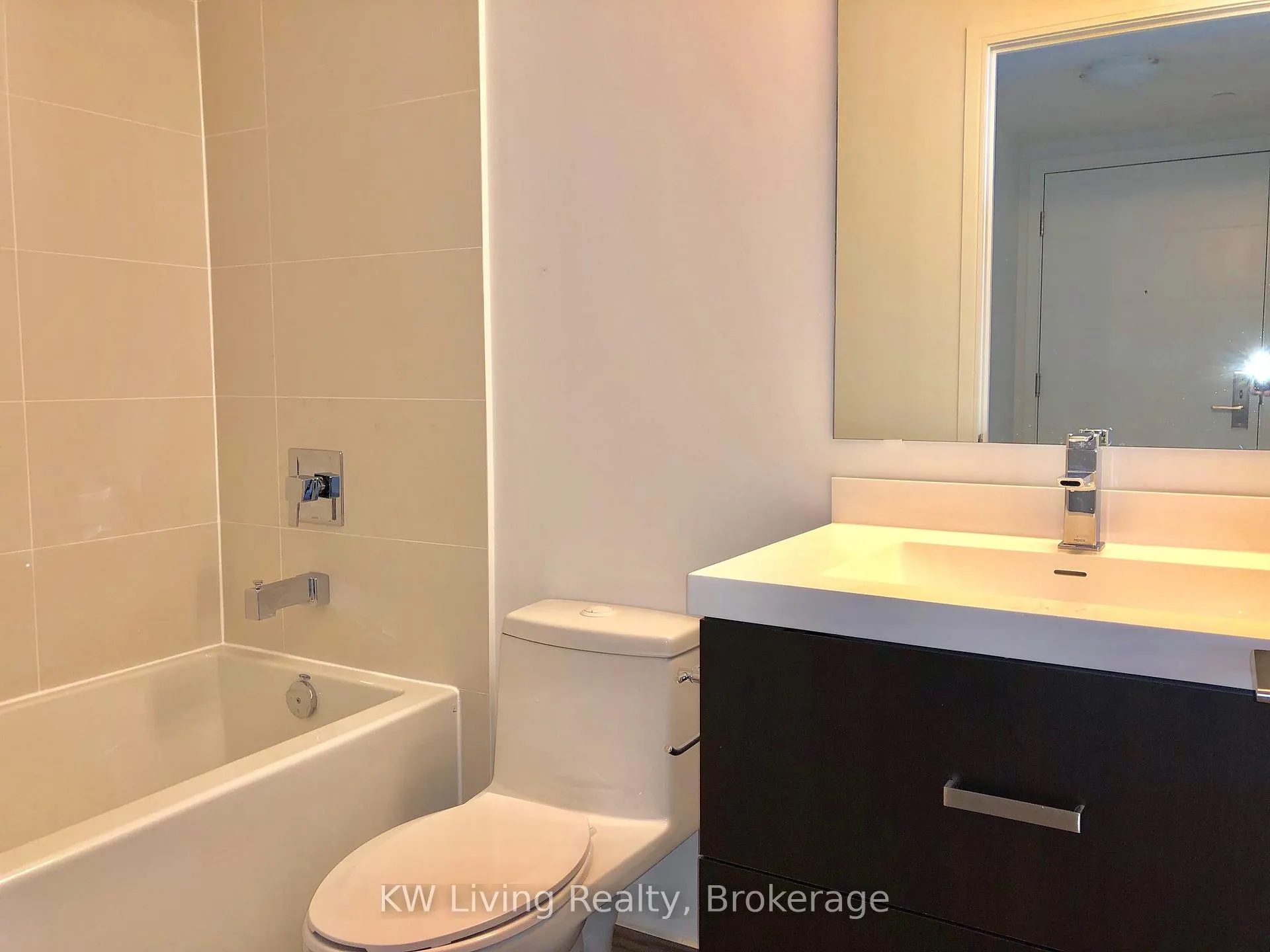 Photo 8 of Unit 2807, 50 Wellesley Street E, Toronto, Church-Yonge Corridor — HOMEH